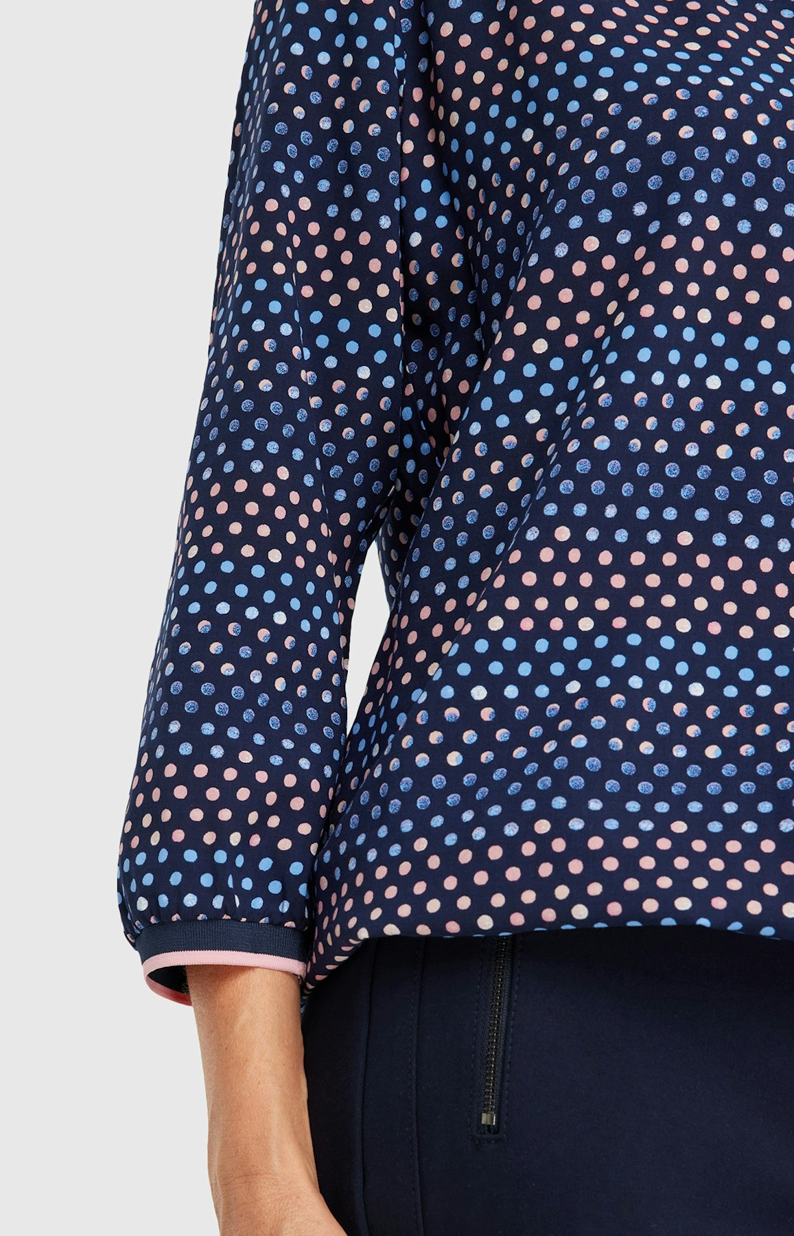 Shirtbluse mit Allover-Muster