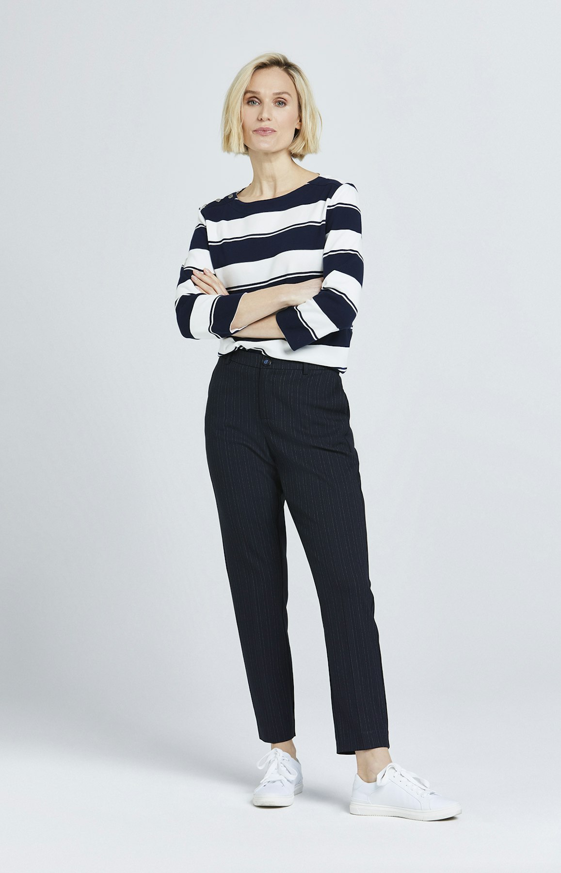 Bundfaltenhose mit Streifen