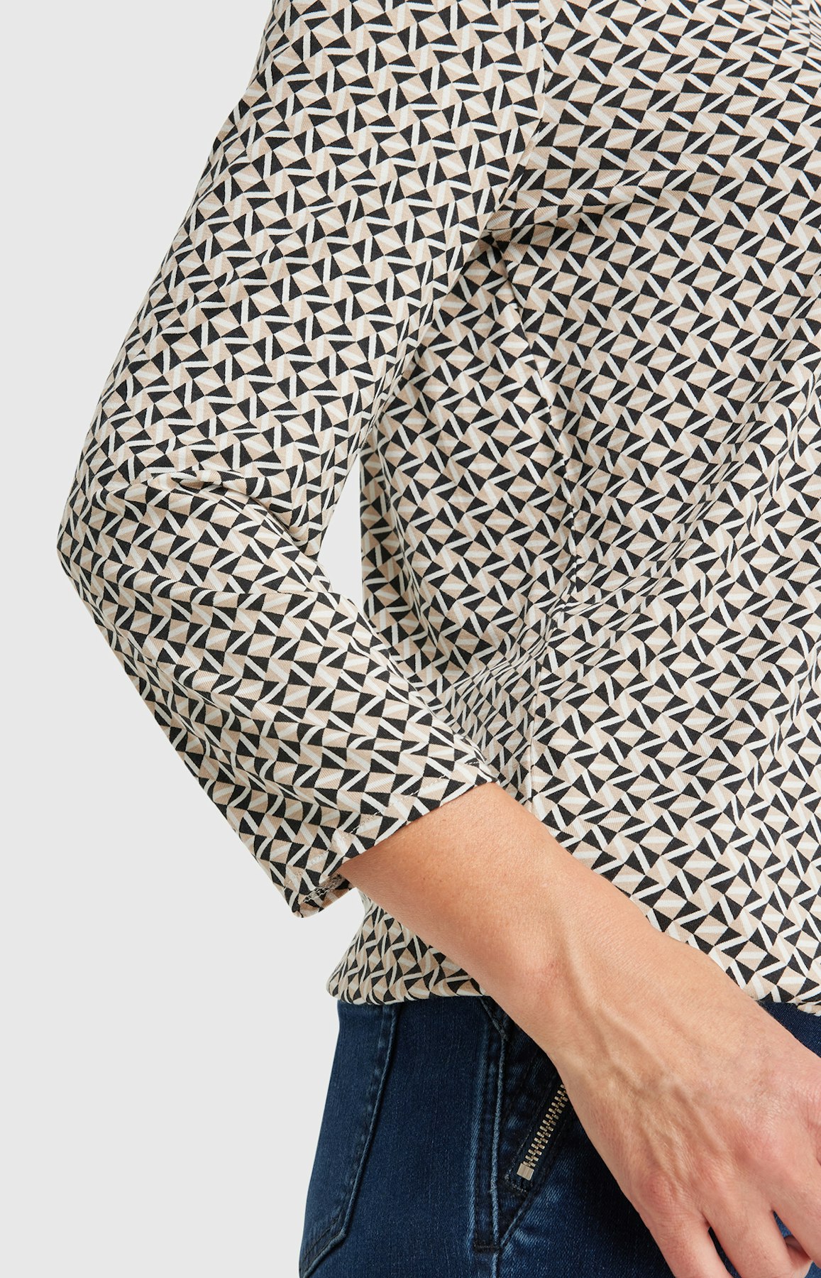 Shirt mit Allover-Muster in Beige