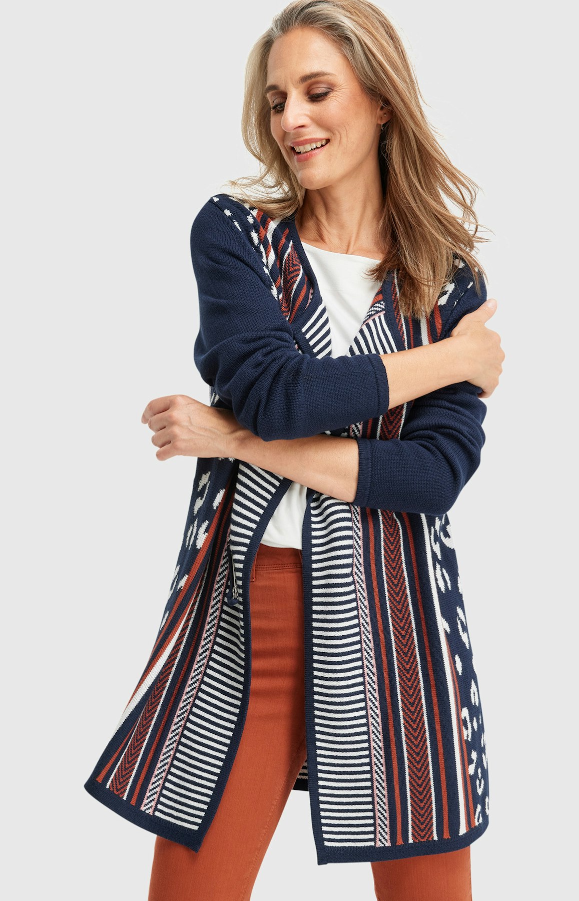 Strickjacke mit Allover-Muster in Blau