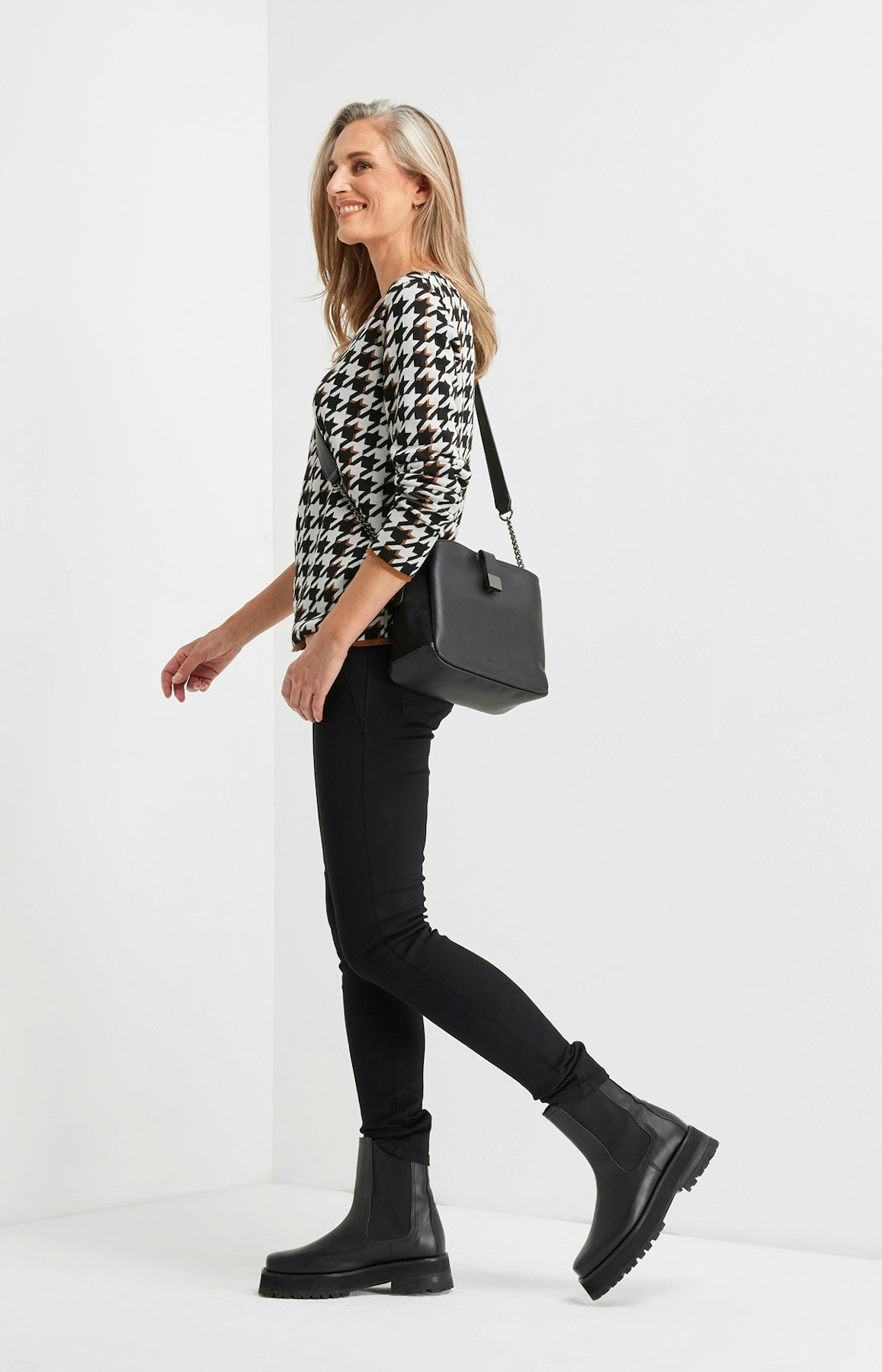 Pullover mit Hahnentrittmuster