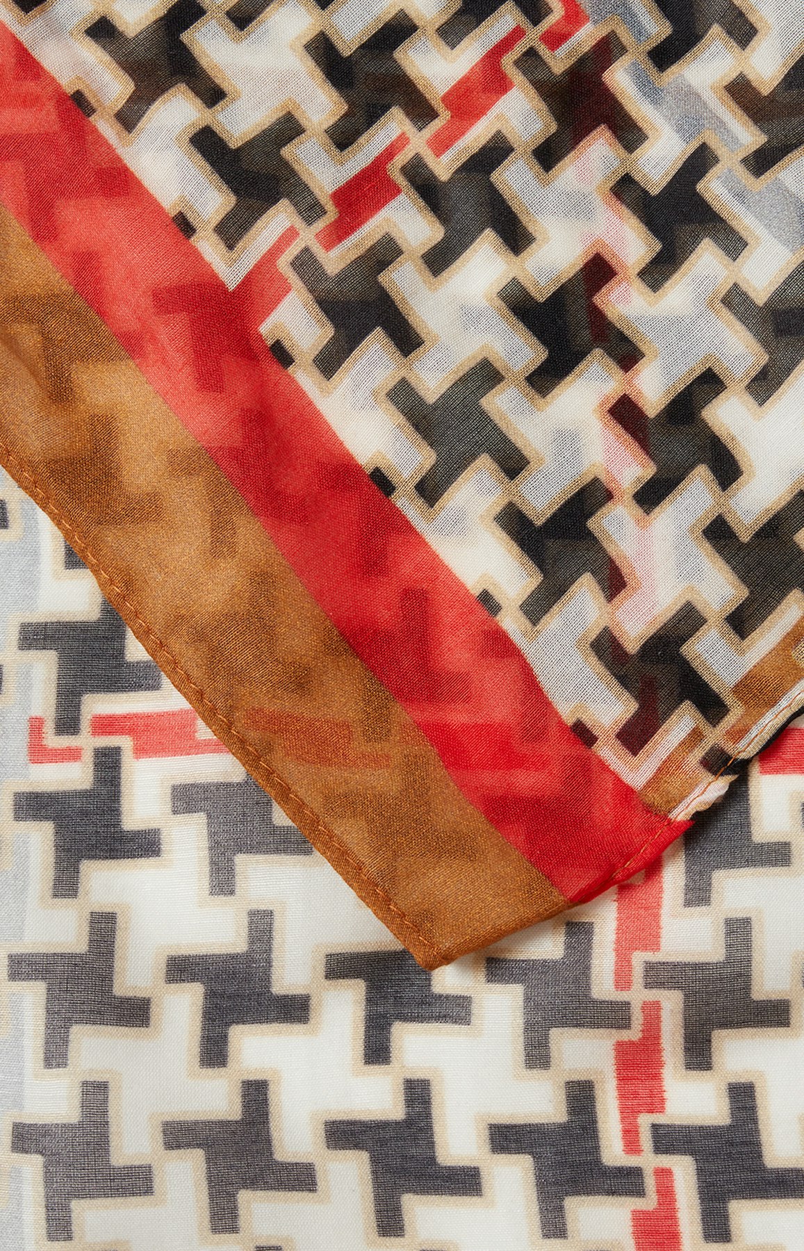 Schal mit Allover-Muster in Weiß