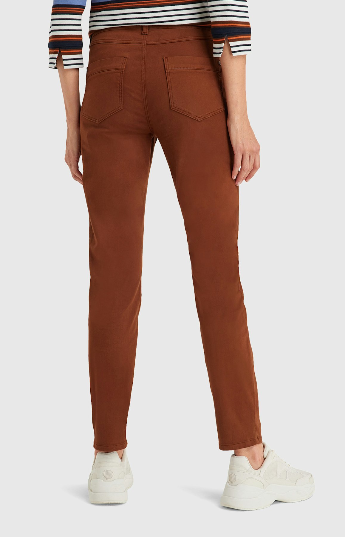 Regular Fit Jeans in Braun