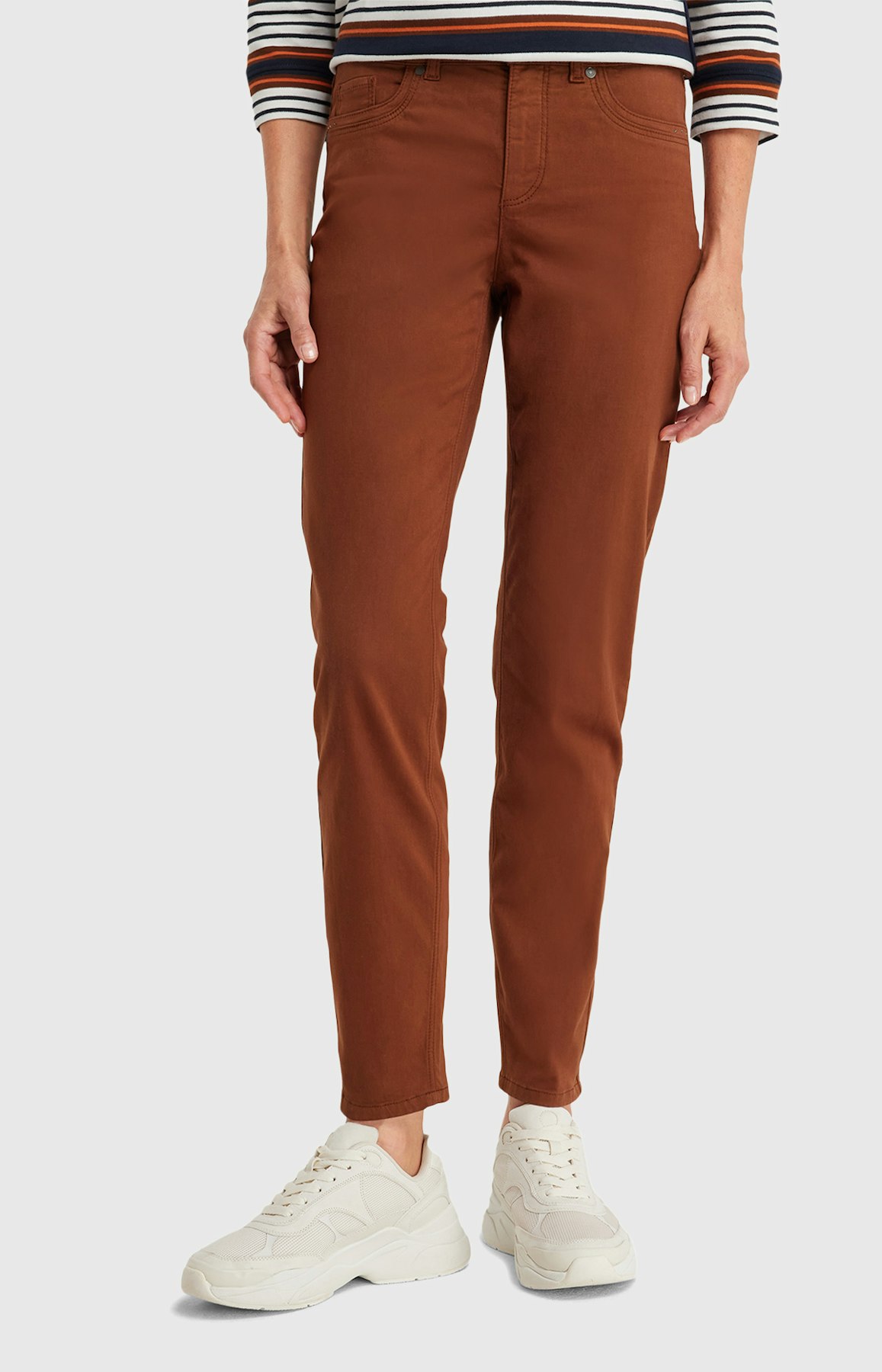 Regular Fit Jeans in Braun