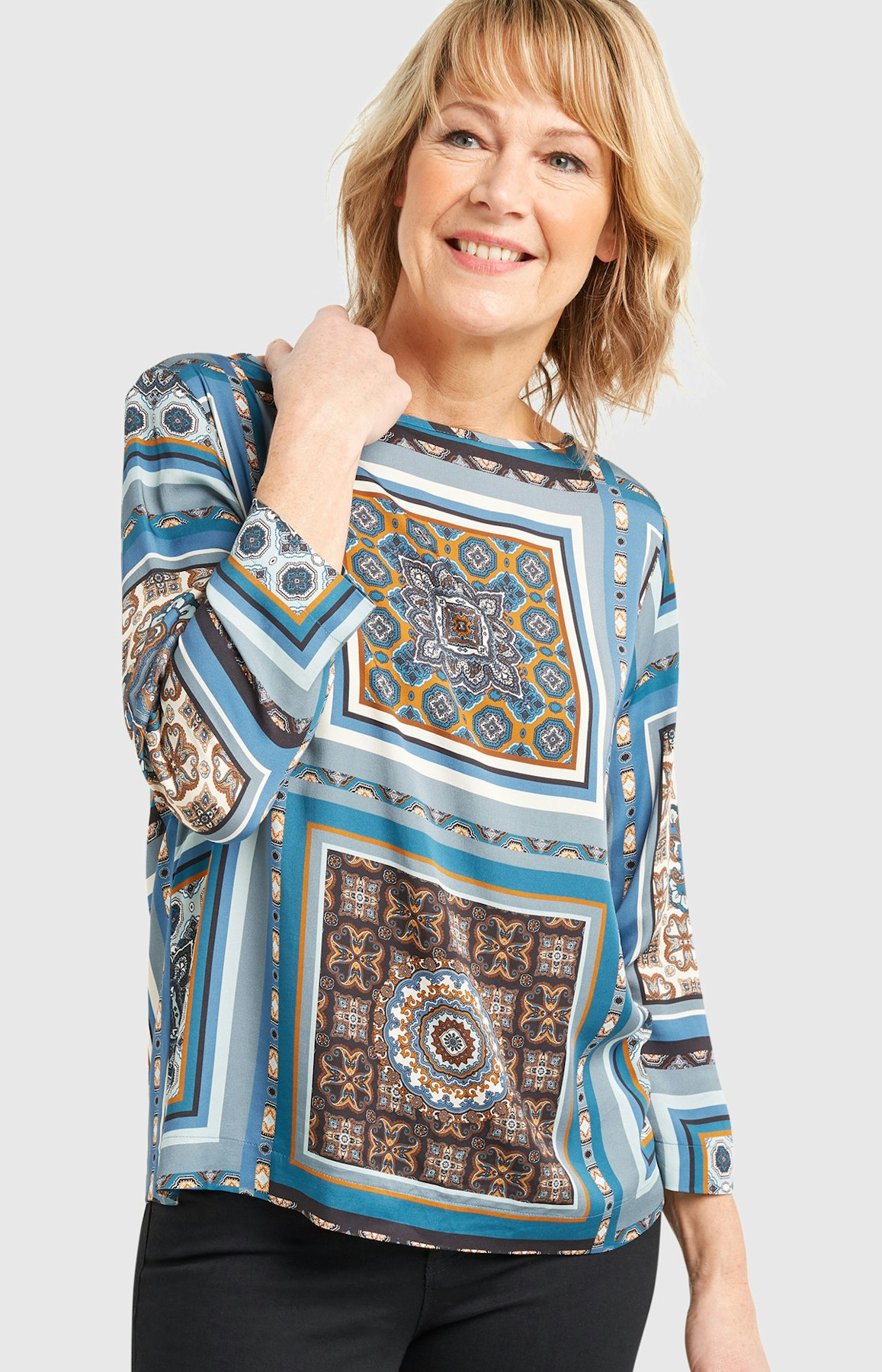 Bluse mit grafischem Muster