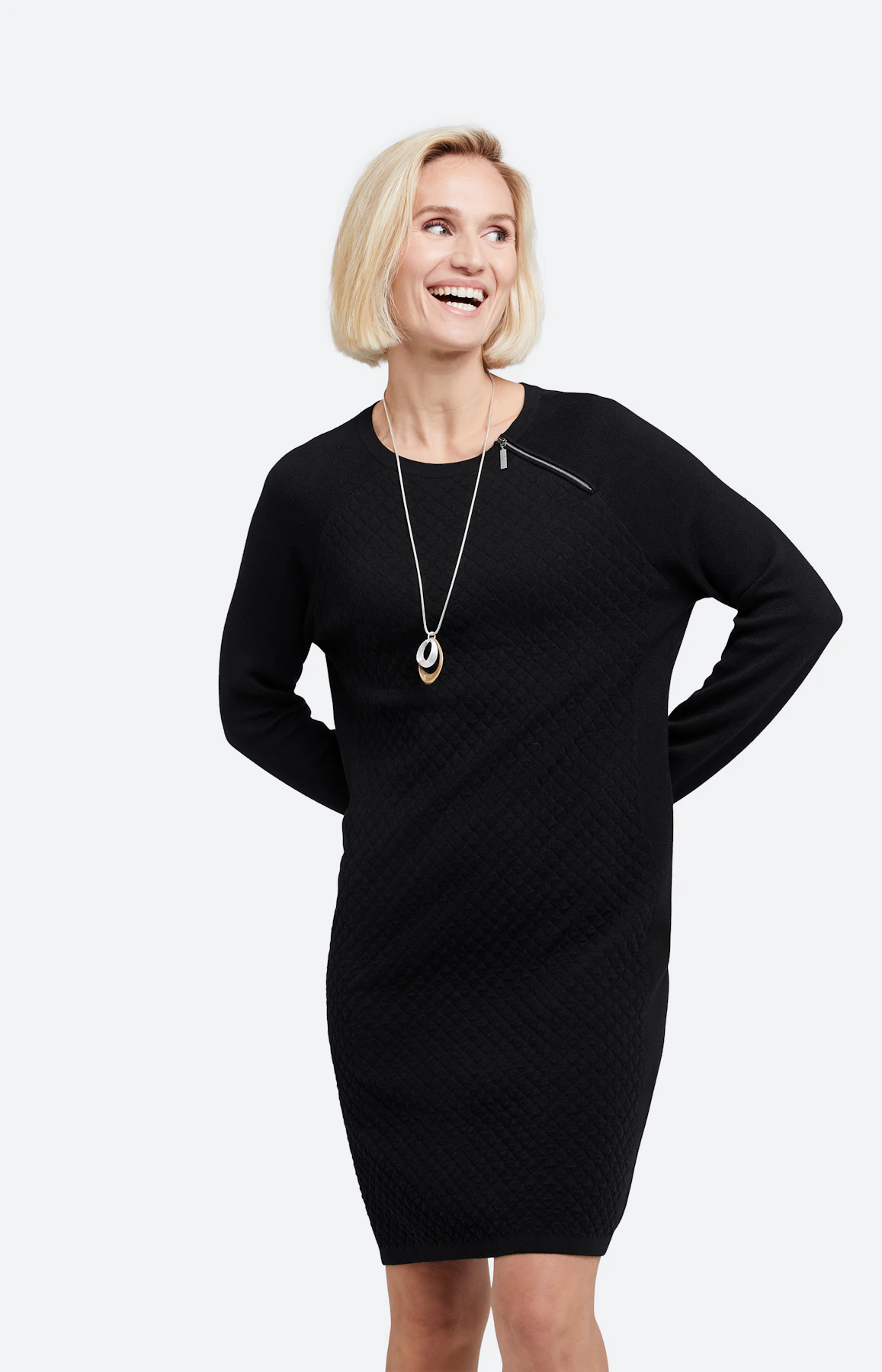Strickkleid mit langem Arm