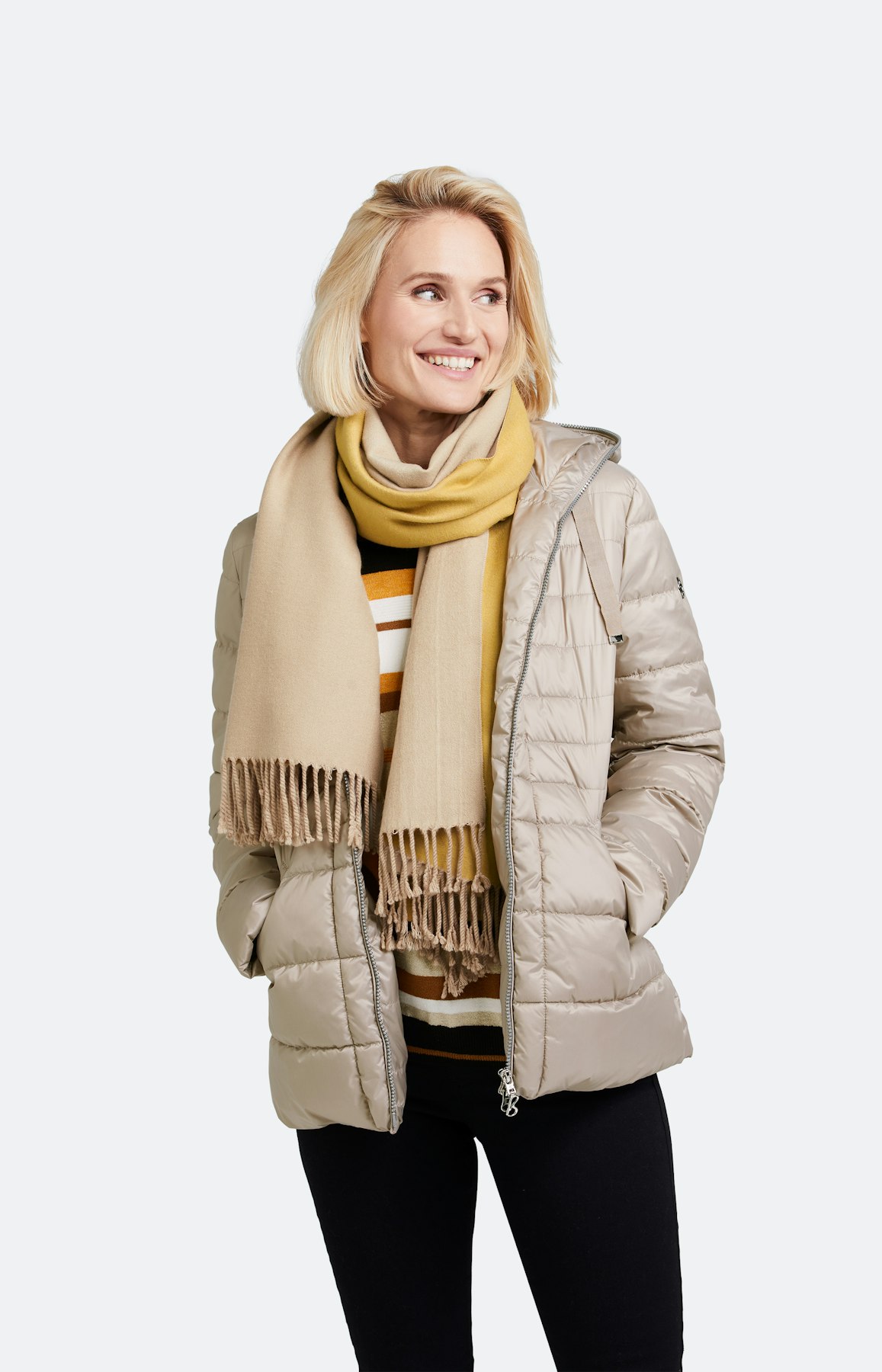 Strickschal mit Fransen