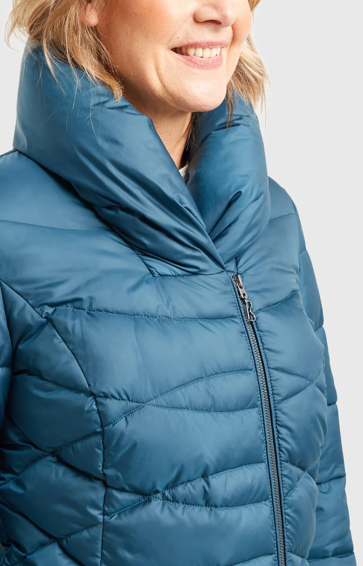 Steppjacke mit Stehkragen