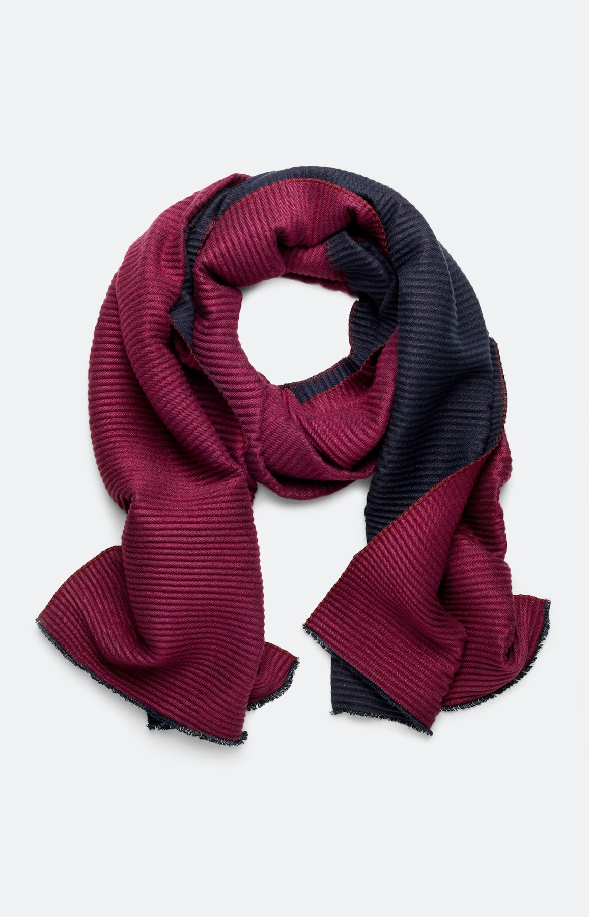 Schal mit Plissee-Falten