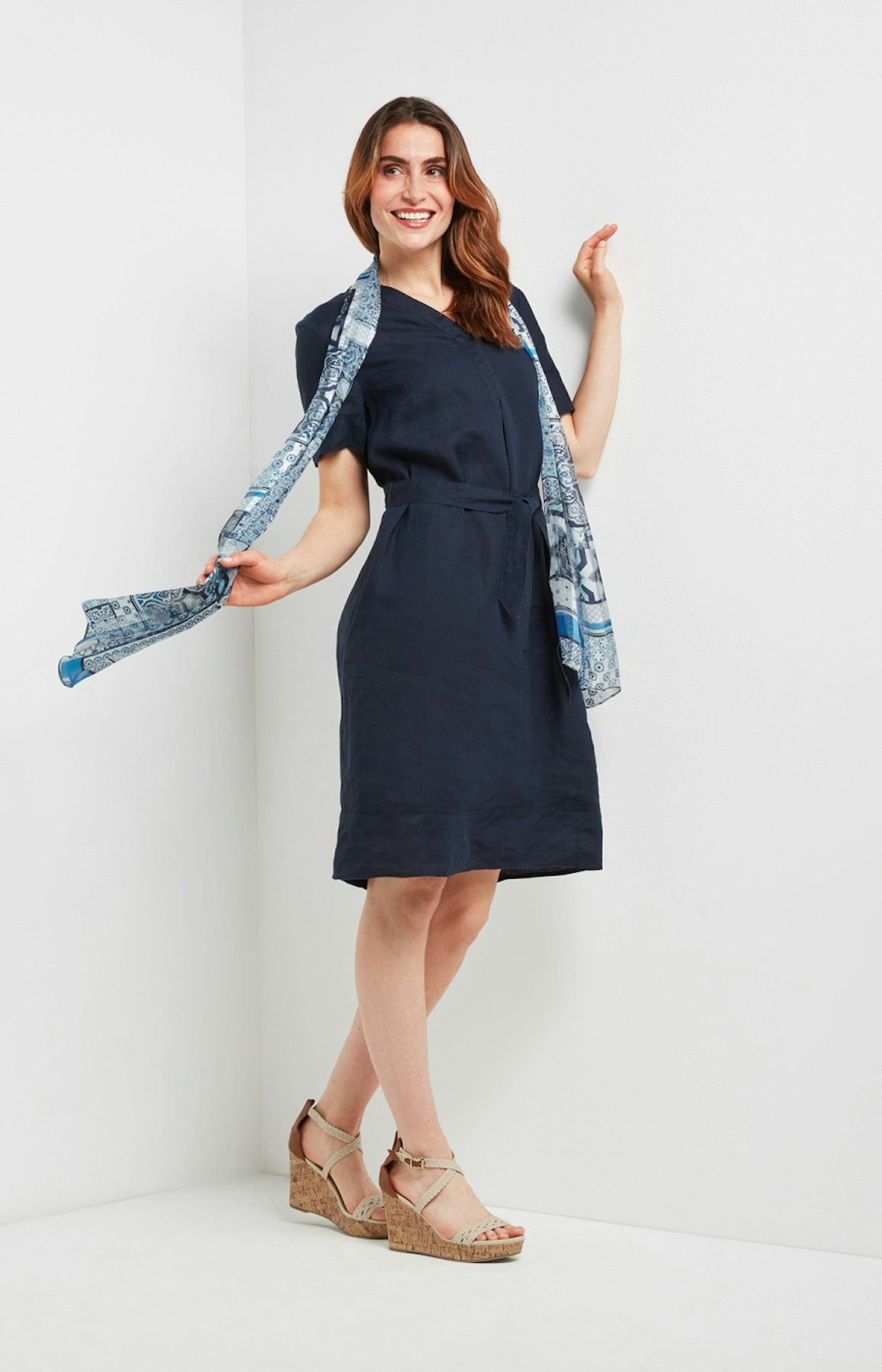 Minikleid mit Taillengürtel