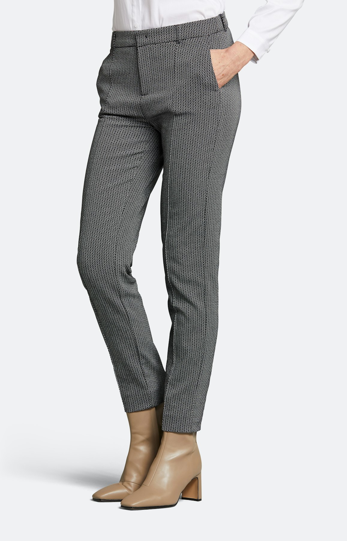 Hose mit schmalem Bein