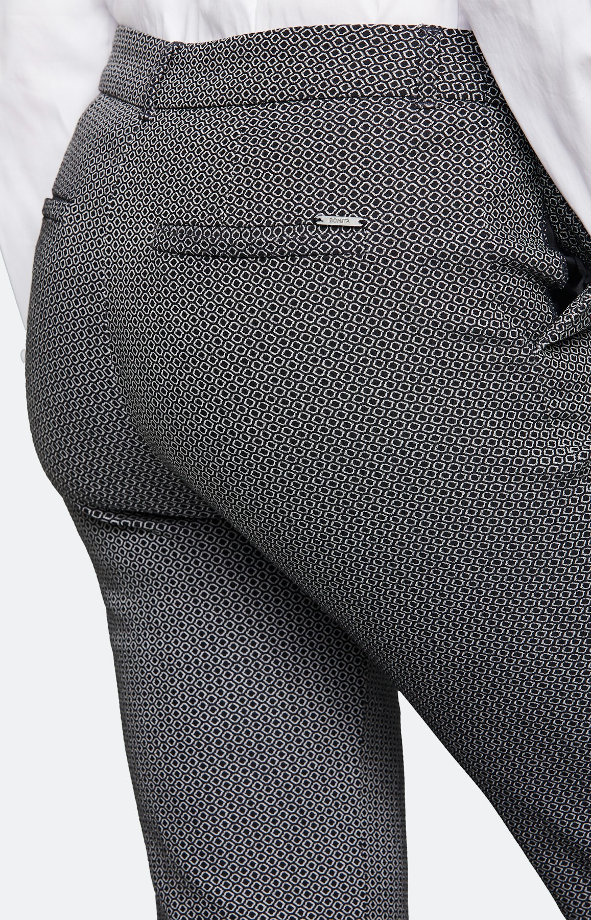 Hose mit schmalem Bein