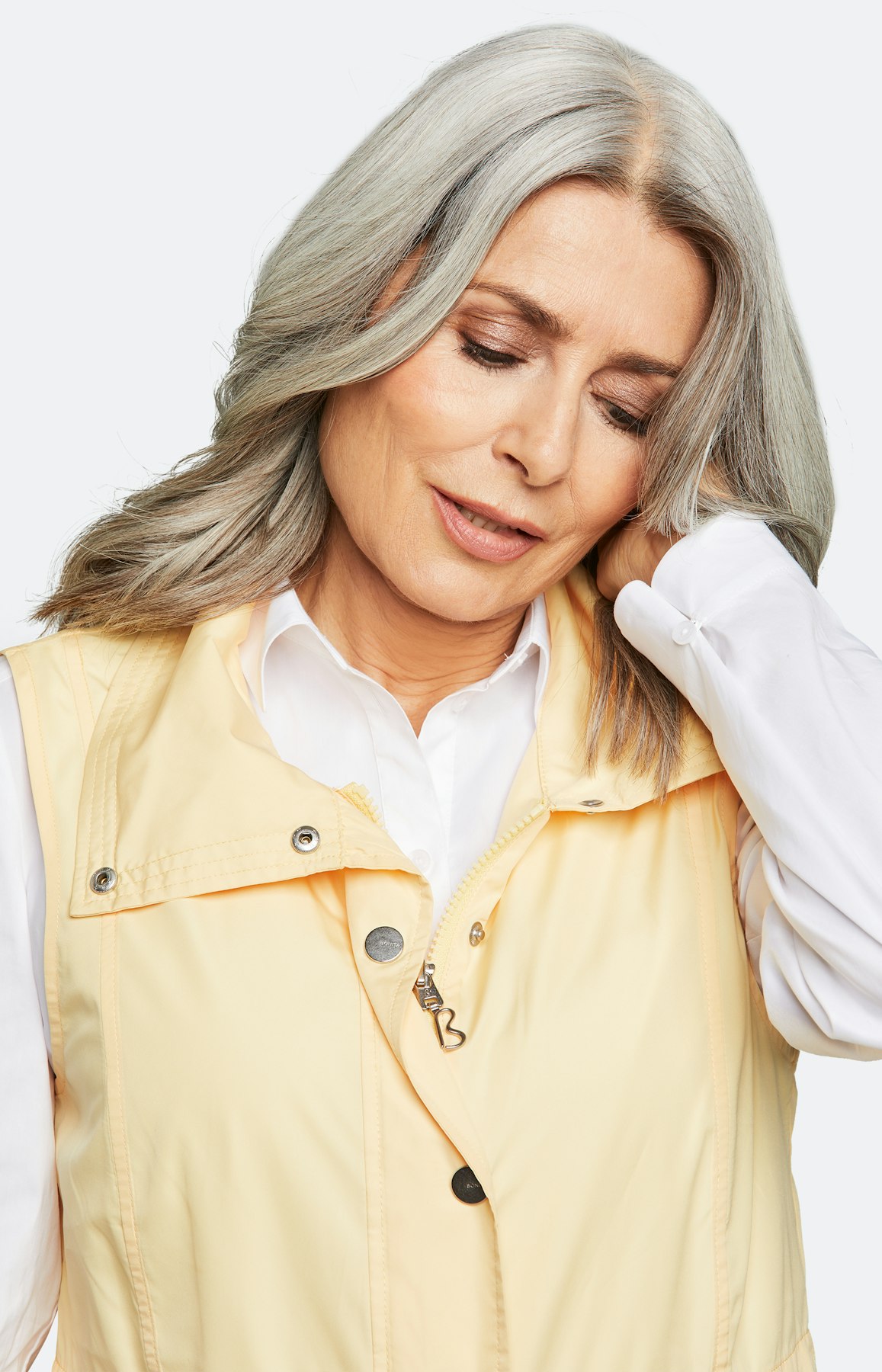 Weste mit Druckknöpfen