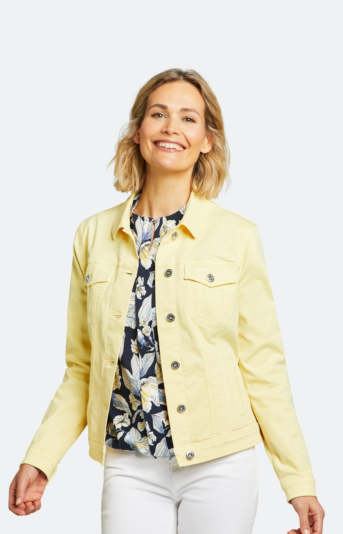 Jeansjacke mit Taschen