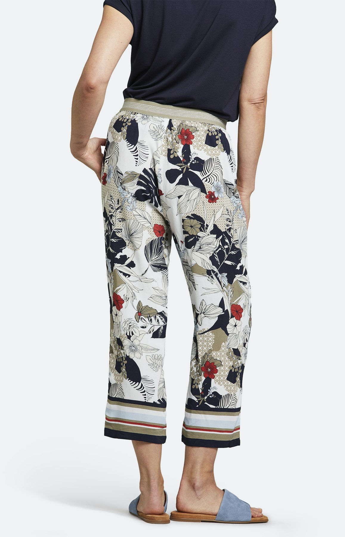 Hose mit weitem Bein