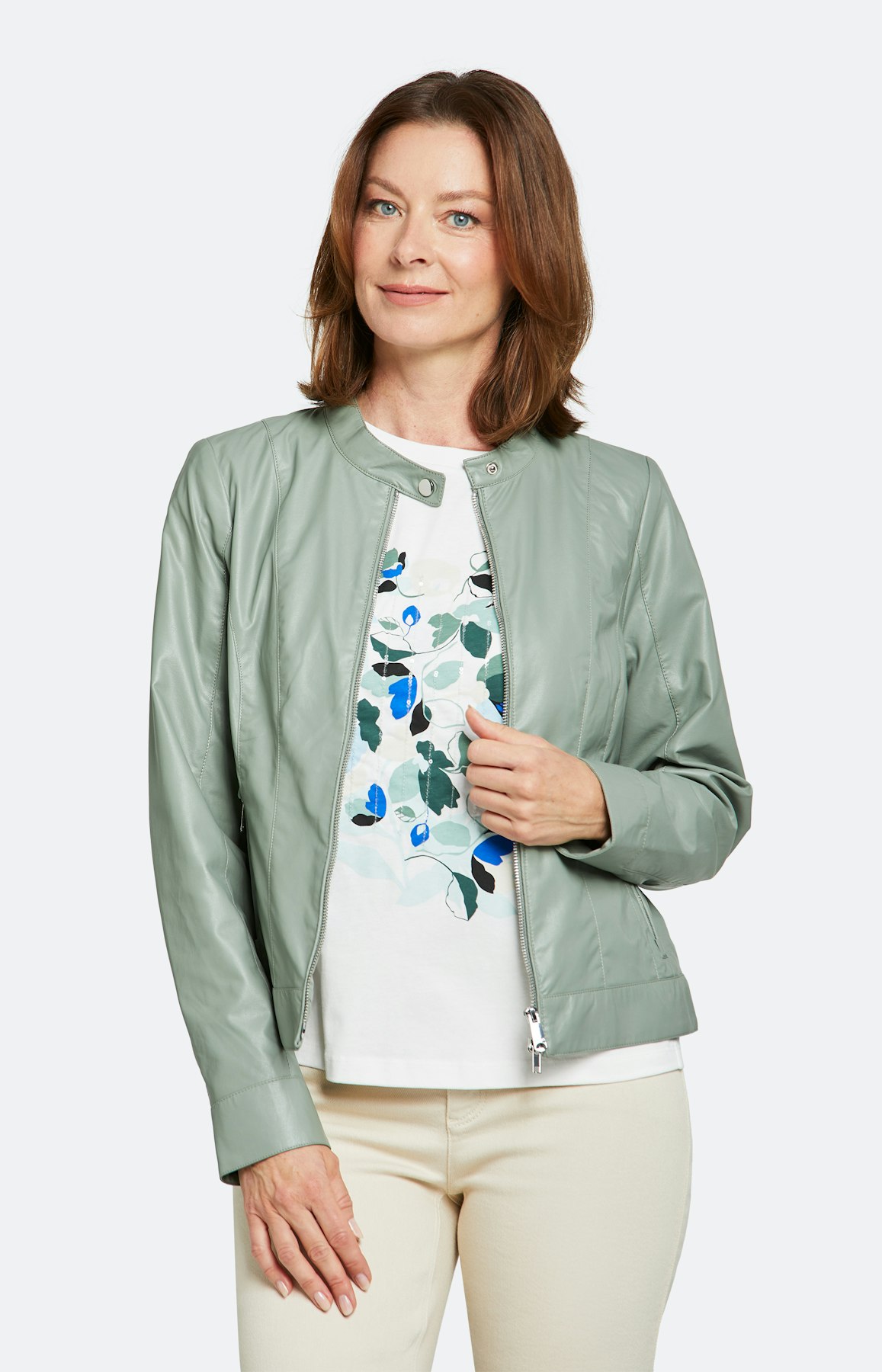 Jacke mit Stehkragen