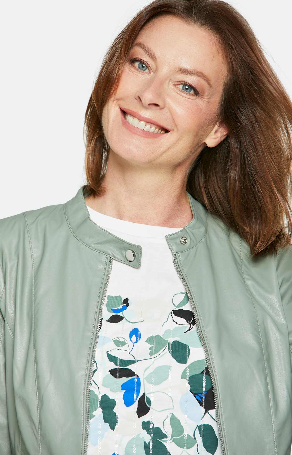 Jacke mit Stehkragen