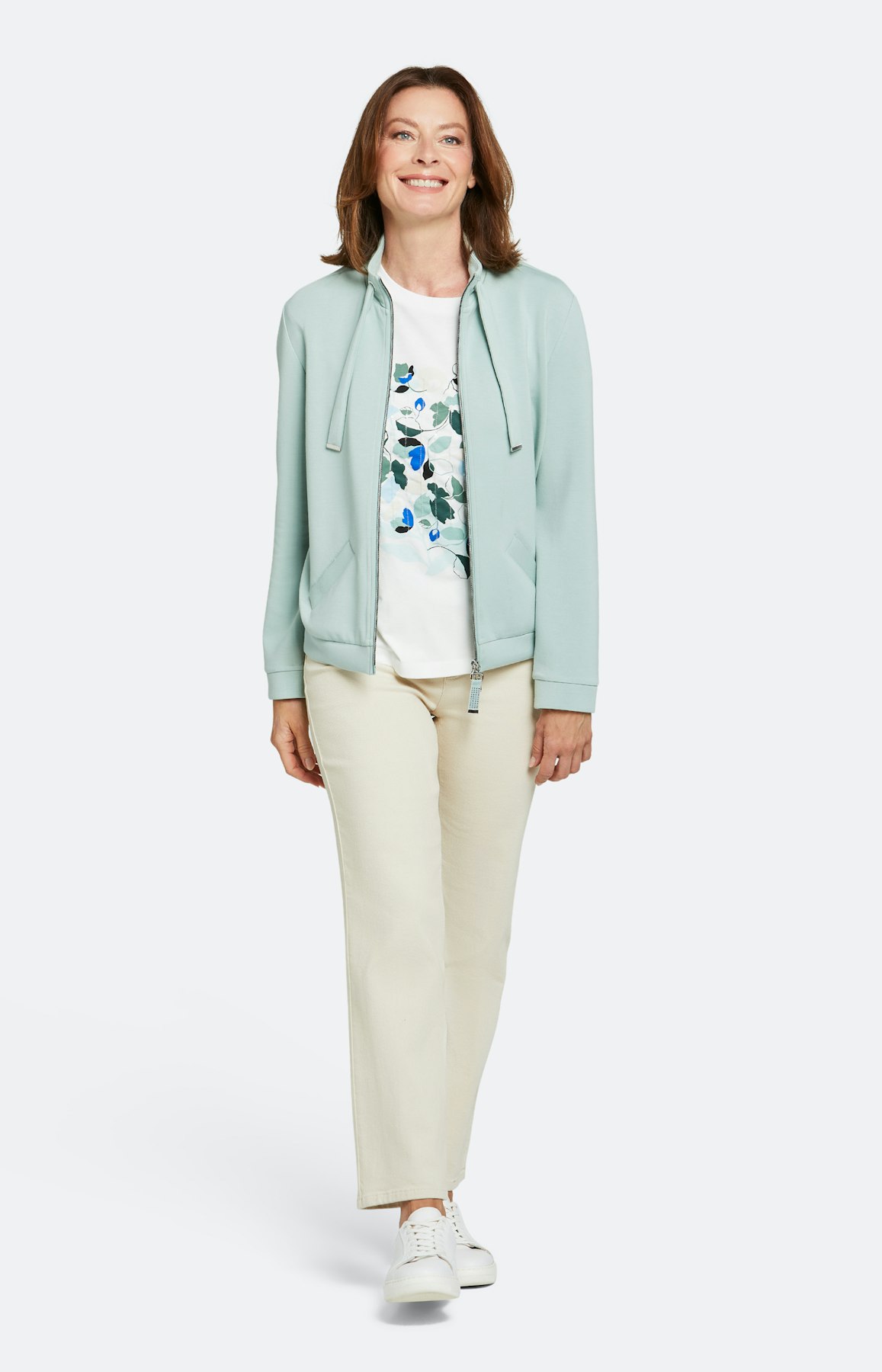 Sweatjacke mit Stehkragen