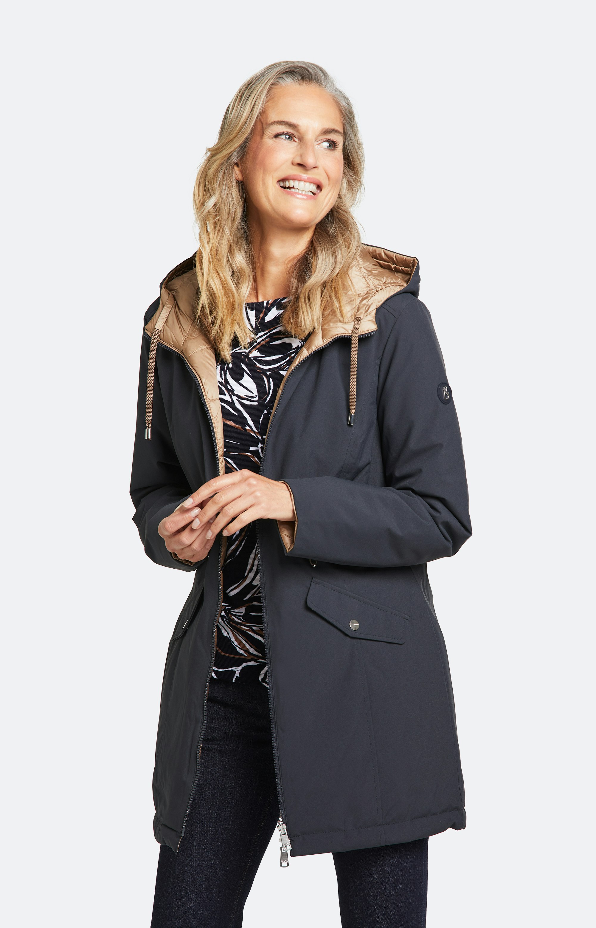 Lange Stepp-Jacke mit Kapuze von BONITA – Bonita