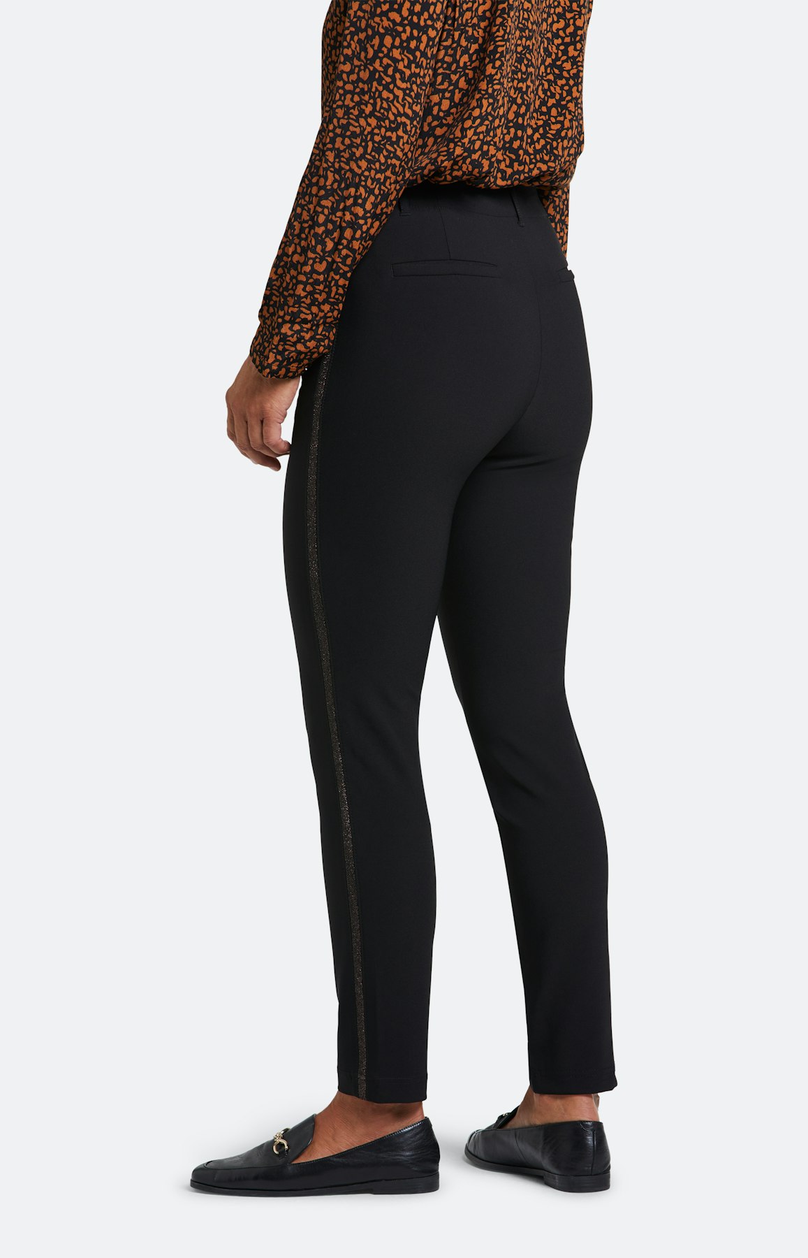 Hose mit schmalem Bein