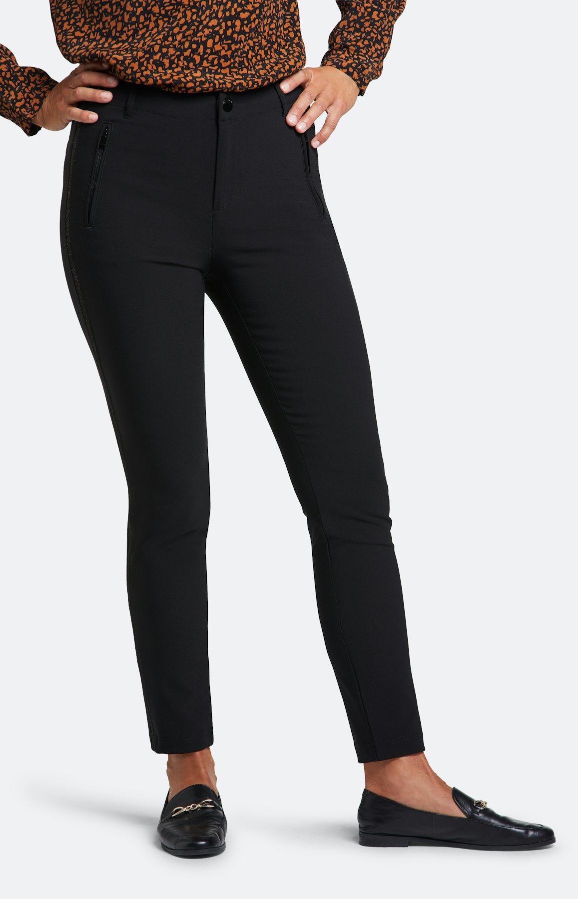 Hose mit schmalem Bein