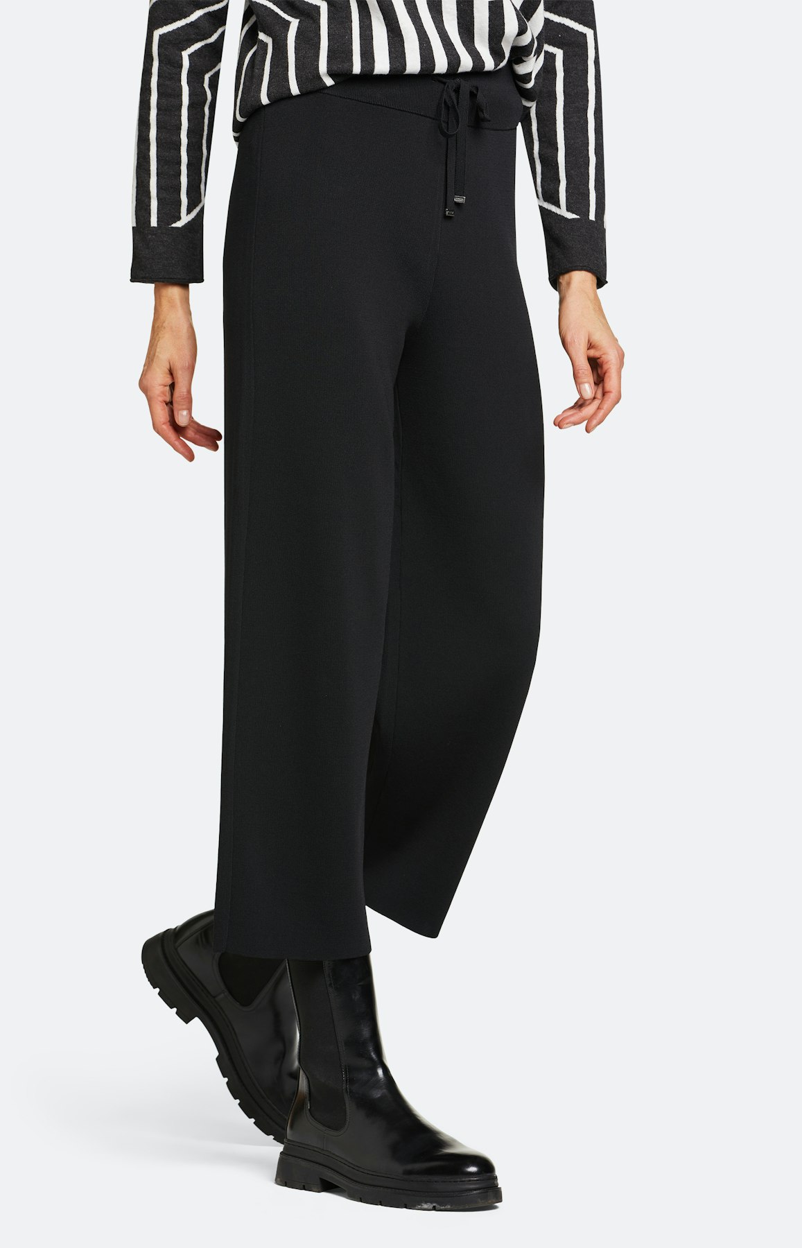 Hose mit weitem Bein