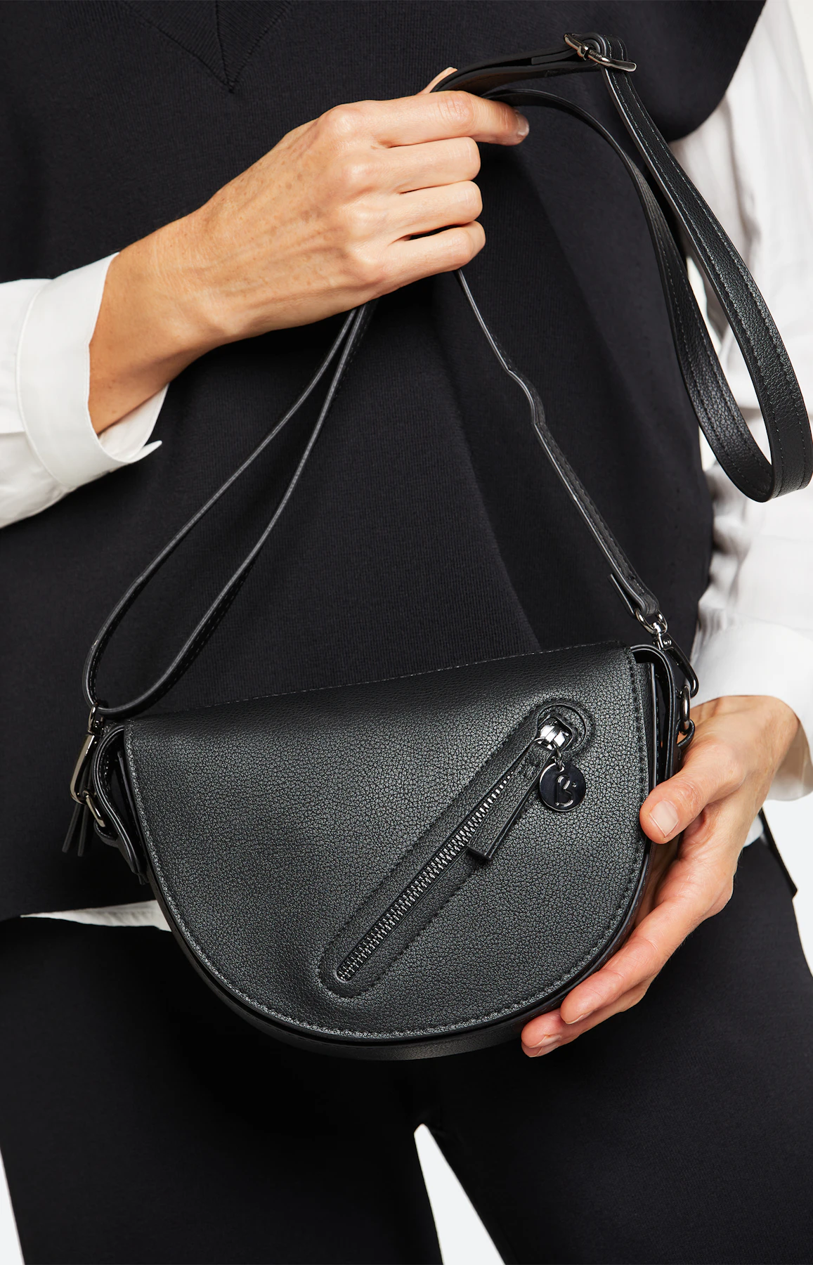 Tasche mit langem Riemen