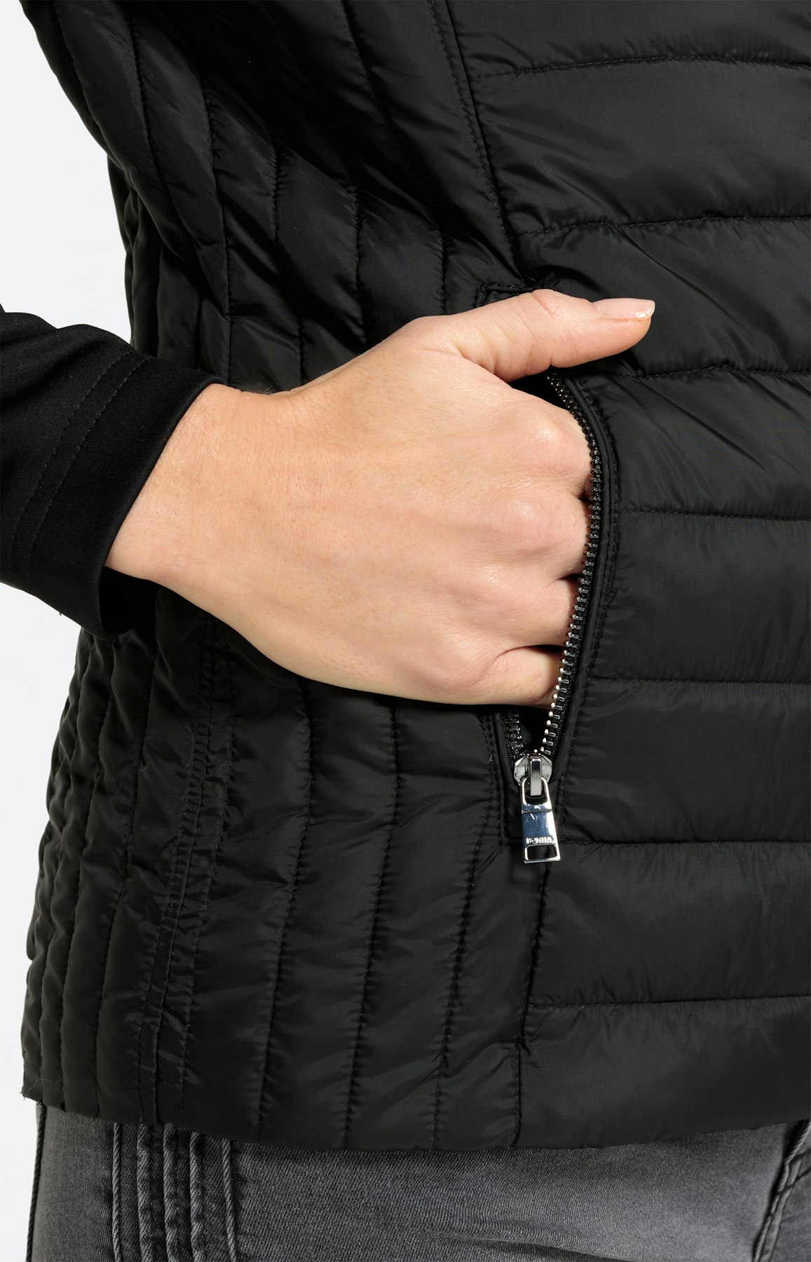 Steppjacke mit Kapuze