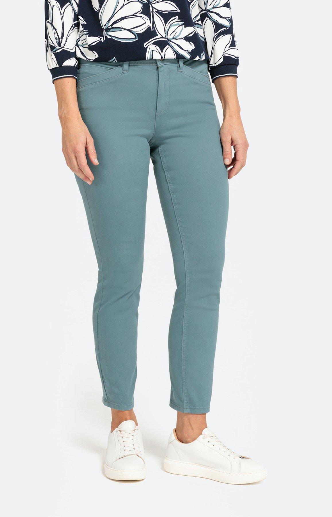 Denim-Hose mit schmalem Bein