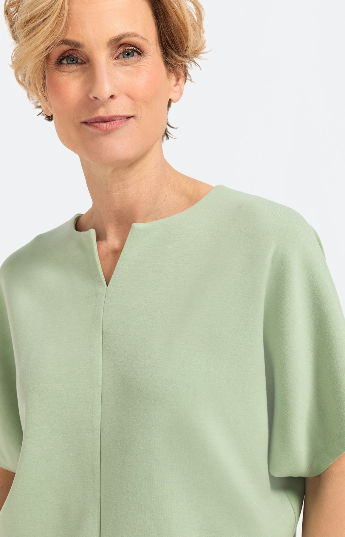 Sweatshirt mit kurzen Fledermausärmeln