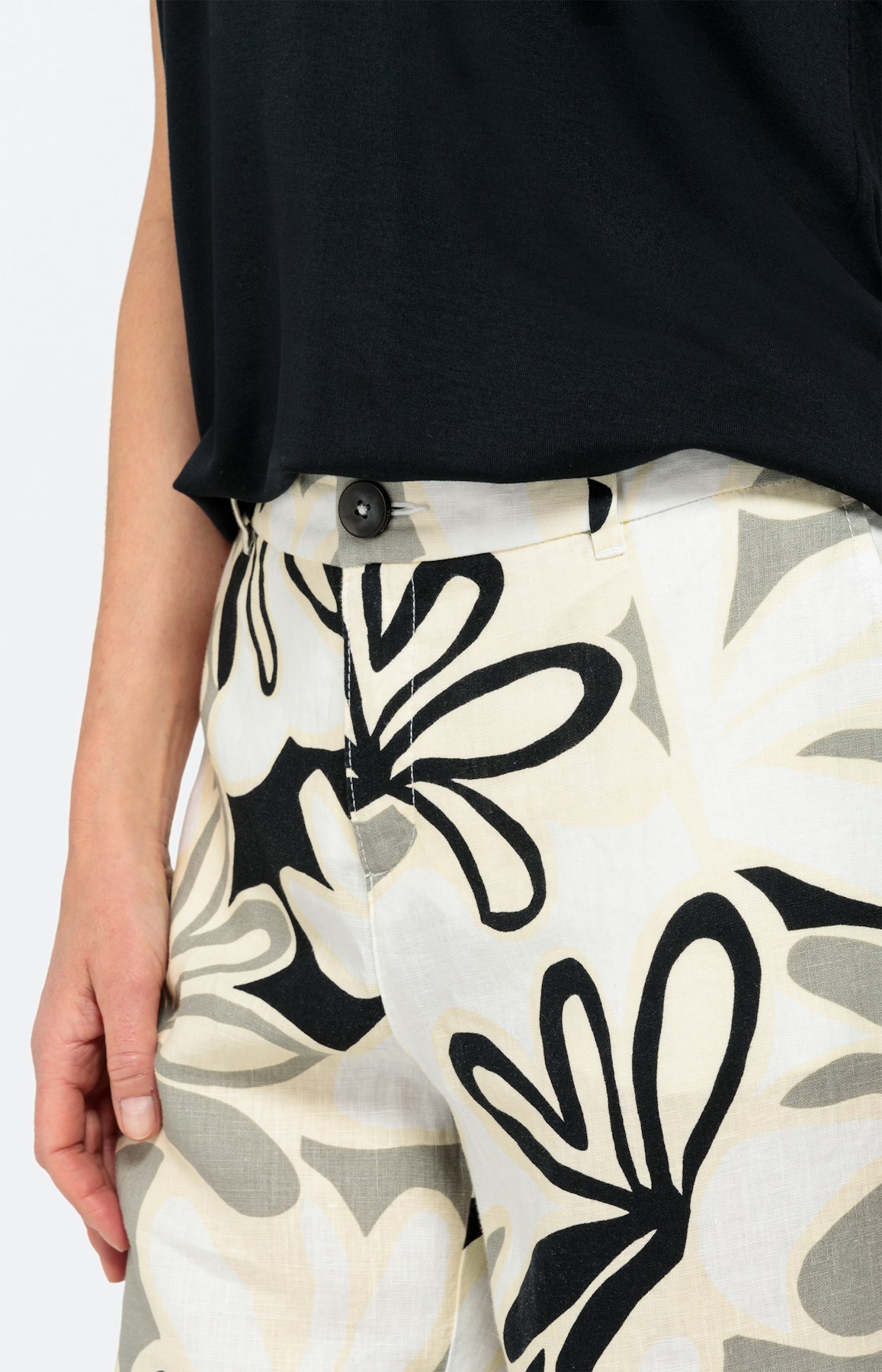 Leinen-Culotte mit Blätter-Dessin