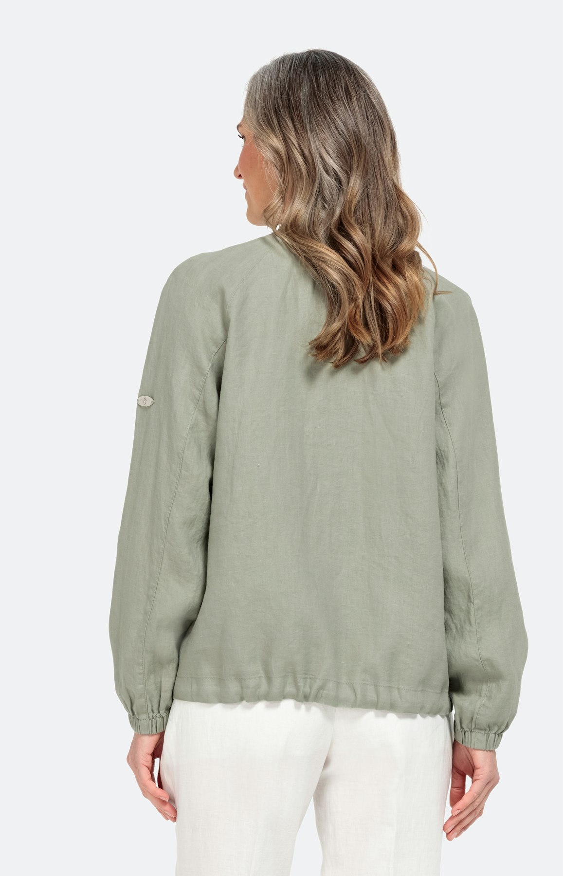 Sportive Sommerjacke aus Leinen