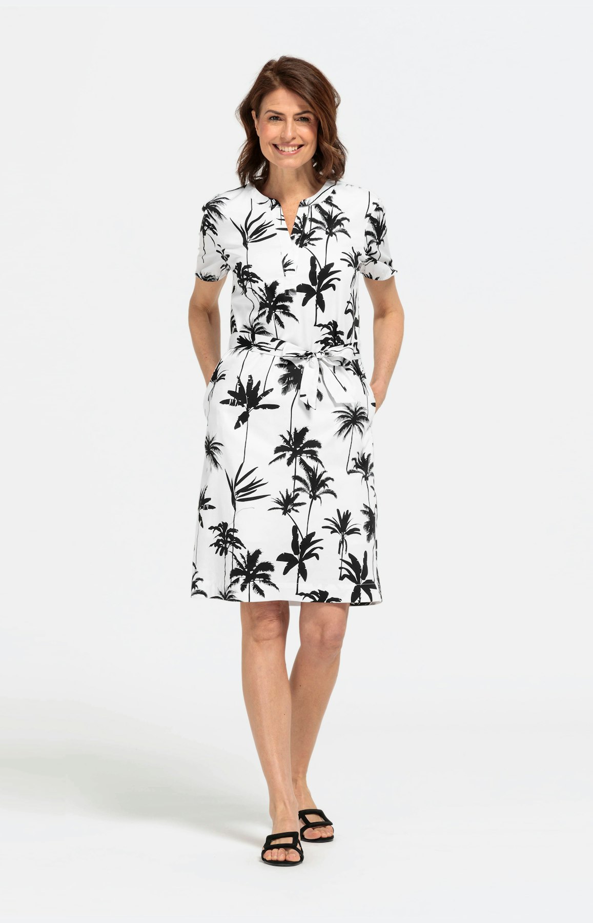 Halbarm-Kleid in Papertouch-Qualität