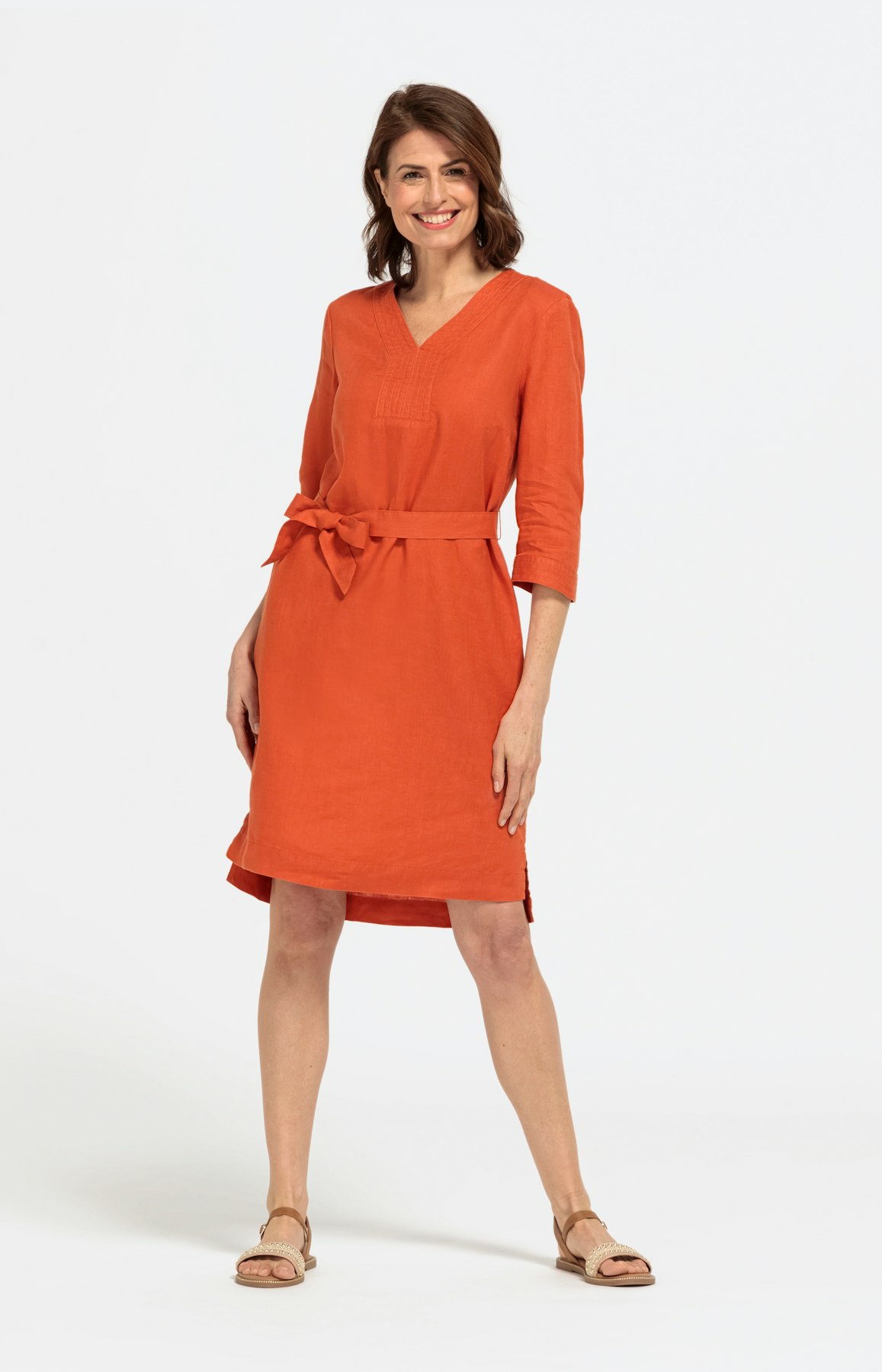 Leinenkleid mit 3/4 Ärmel und Gürtel