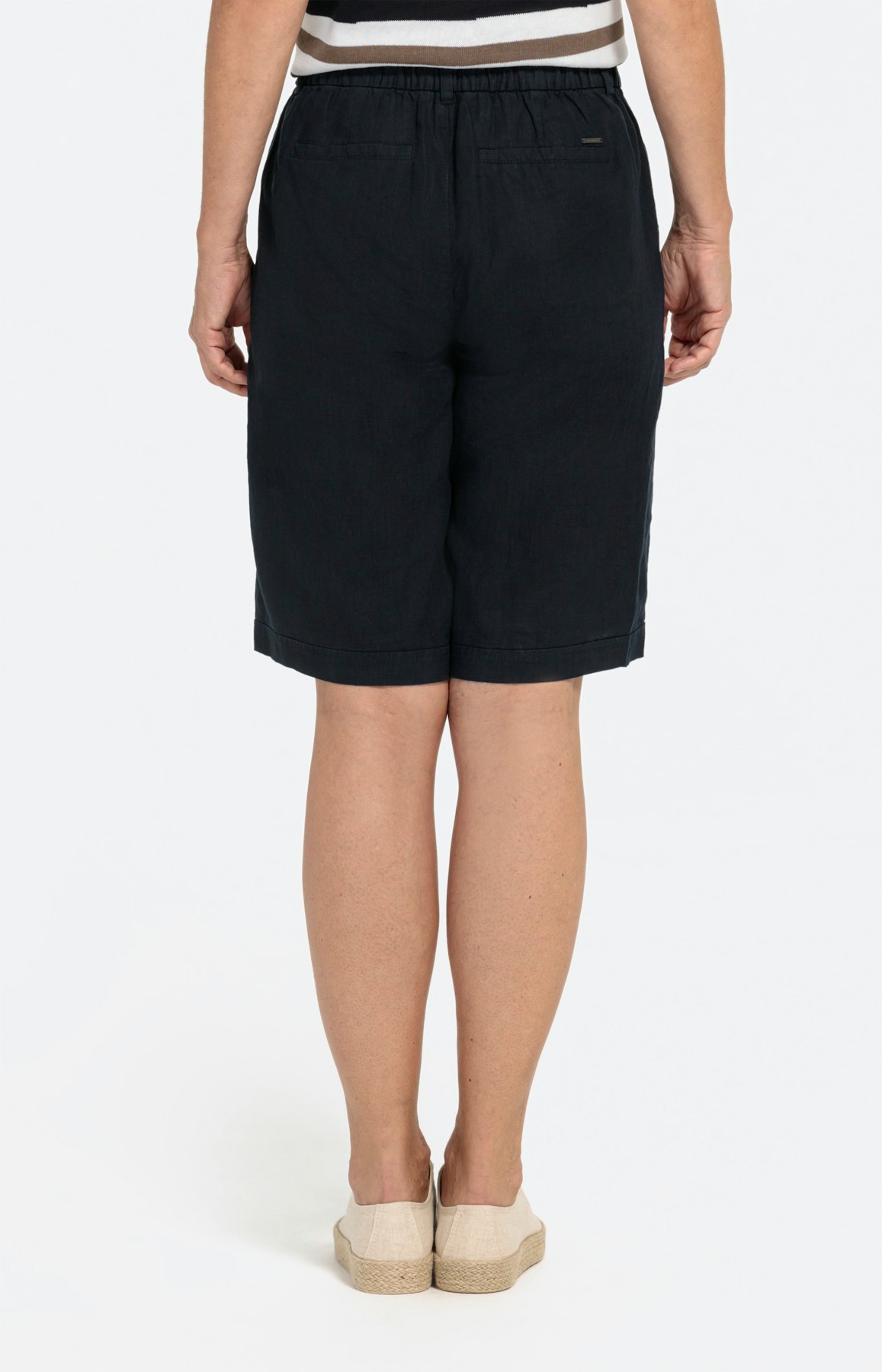 Bermuda aus Leinen mit weitem Bein