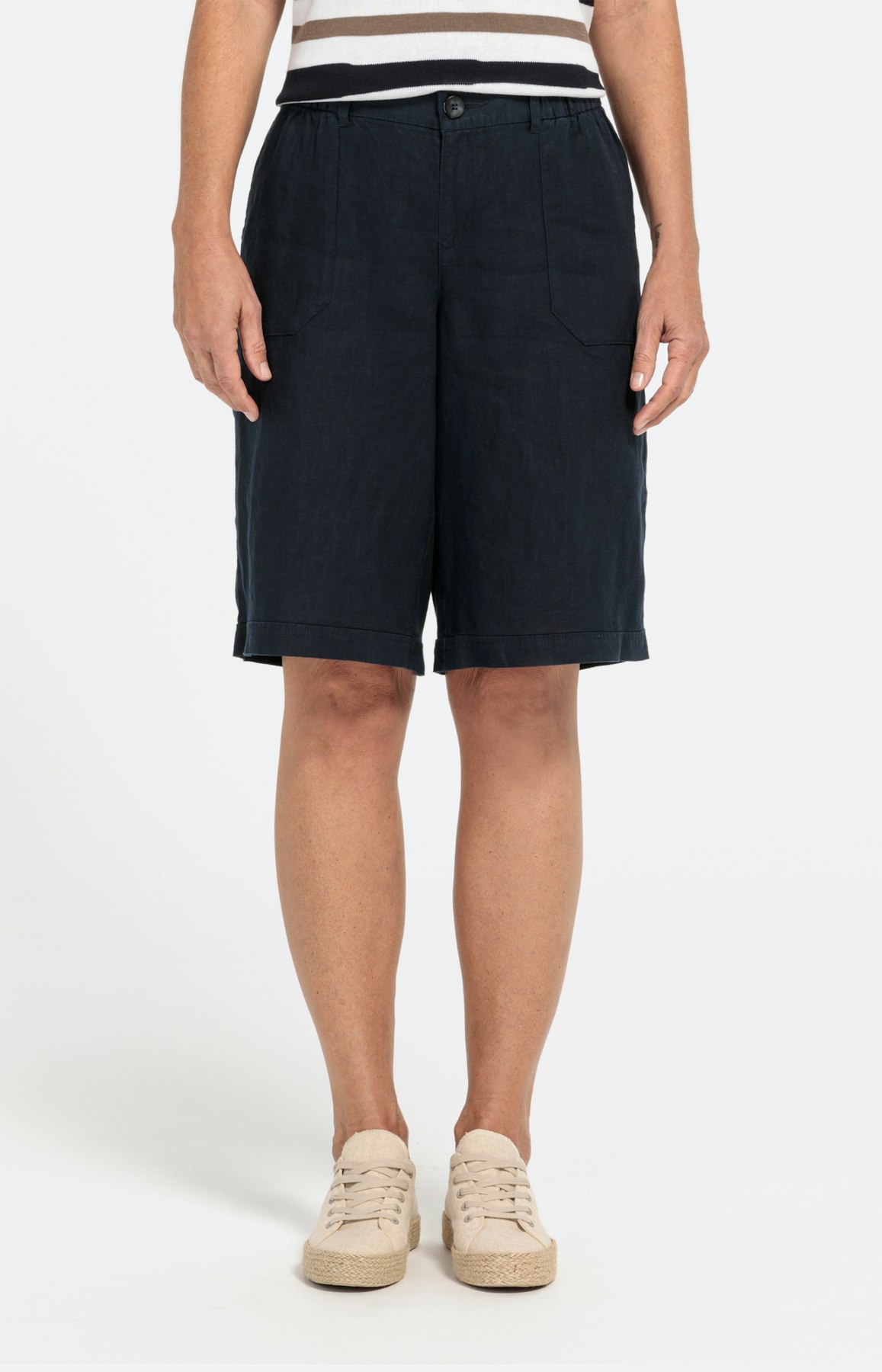Bermuda aus Leinen mit weitem Bein