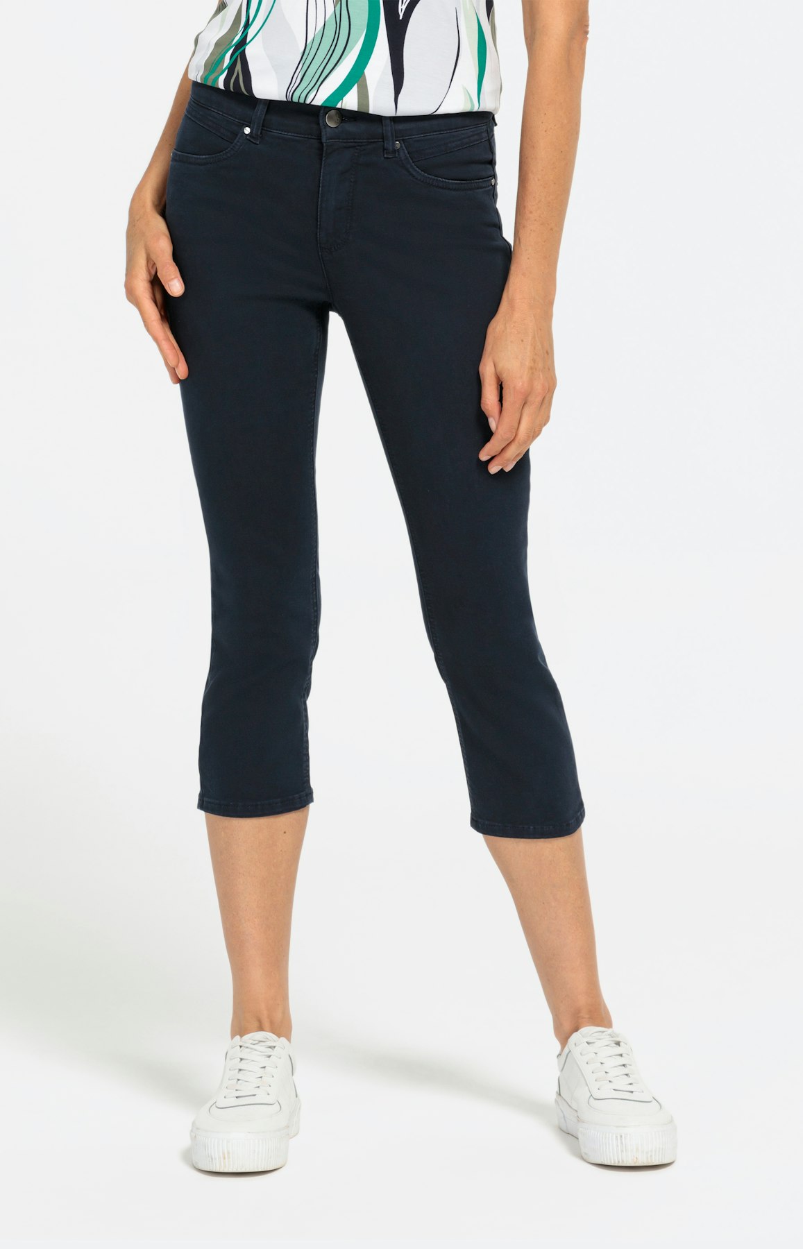 Stretch Denim Jegging 22 inch