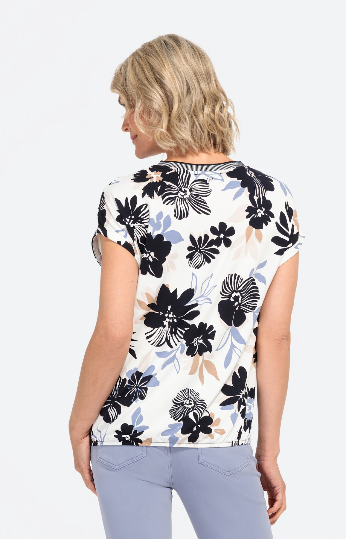 T Shirt Stinkt Nach Kurzem Tragen Kurzärmliges T-Shirt mit Blumenmuster und Elastiksaum – Bonita