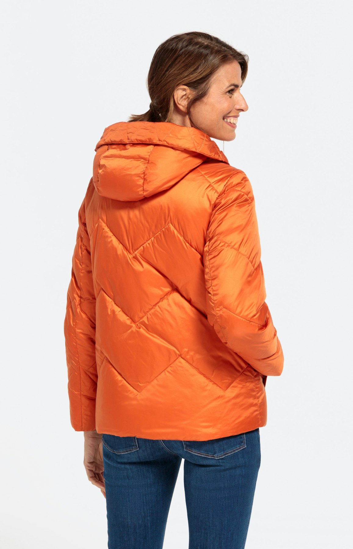 Steppjacke mit Kapuze