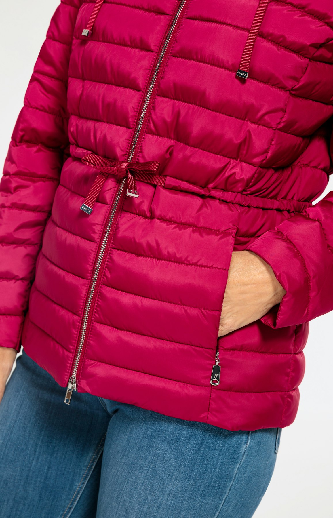 Steppjacke mit Kapuze