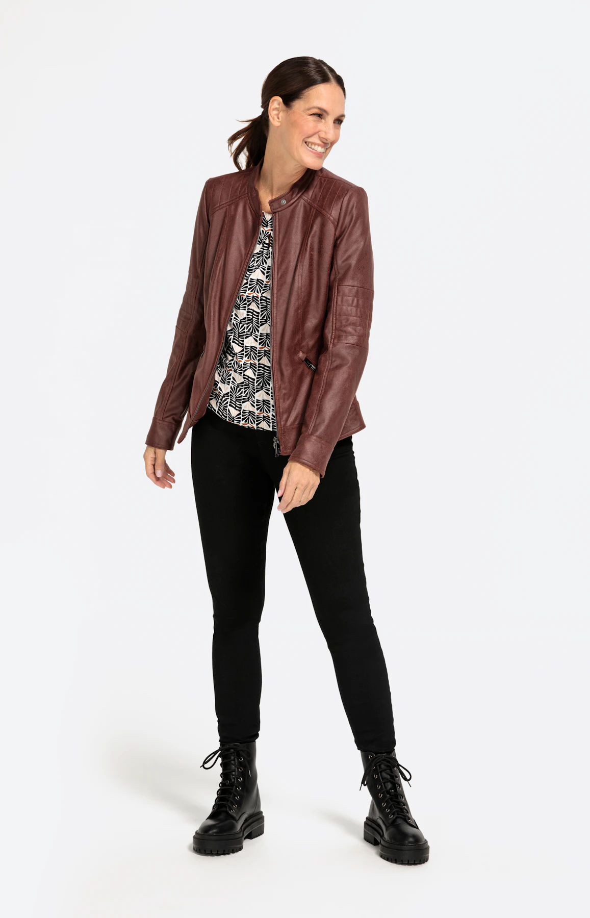 Taillierte Jacke in Lederoptik