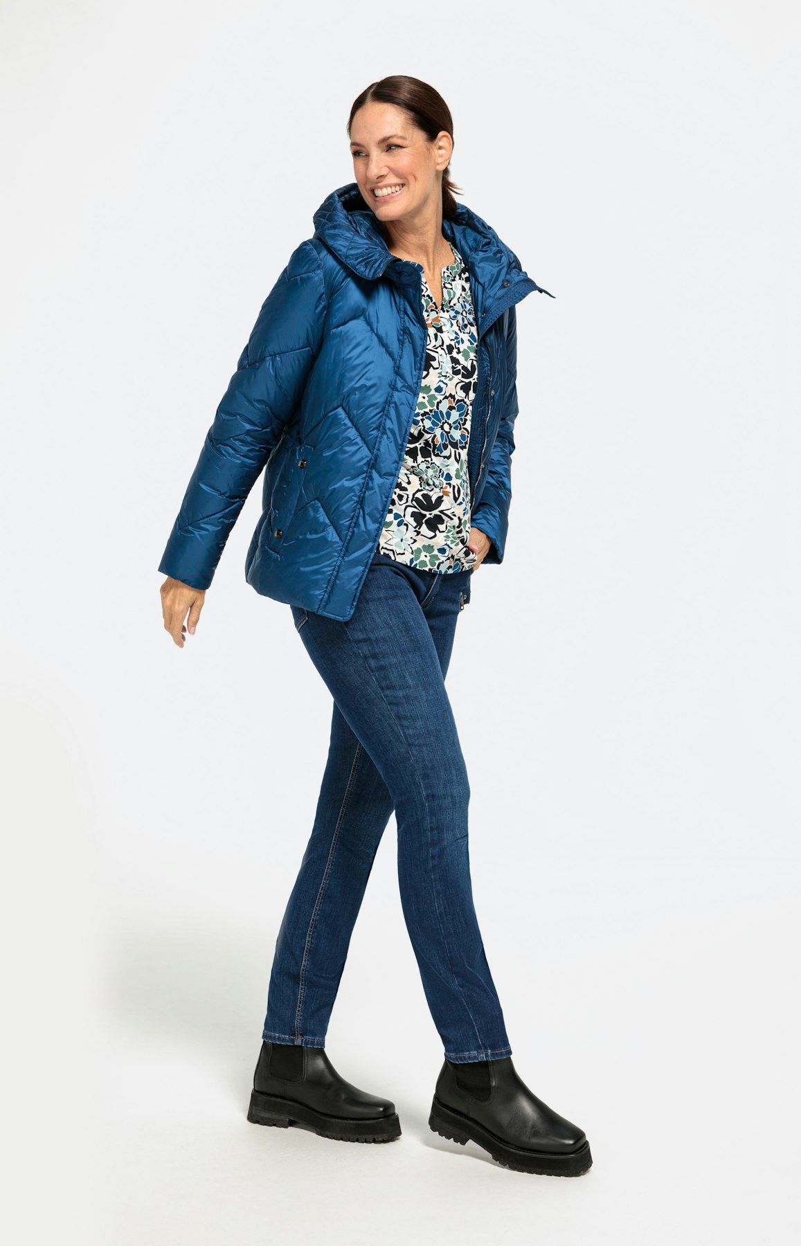 Steppjacke mit Kapuze