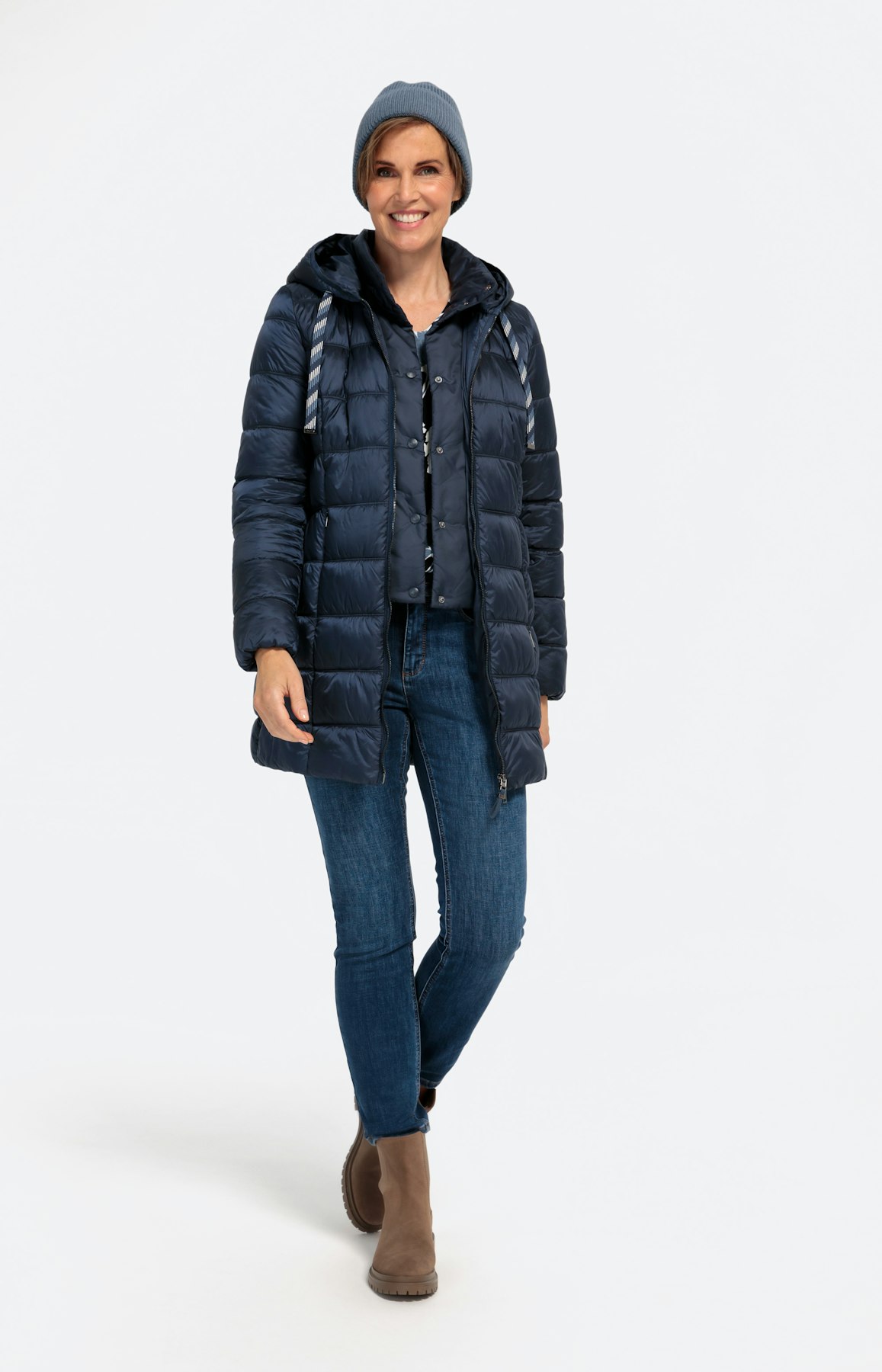 Florales Sweatshirt mit V-Ausschnitt