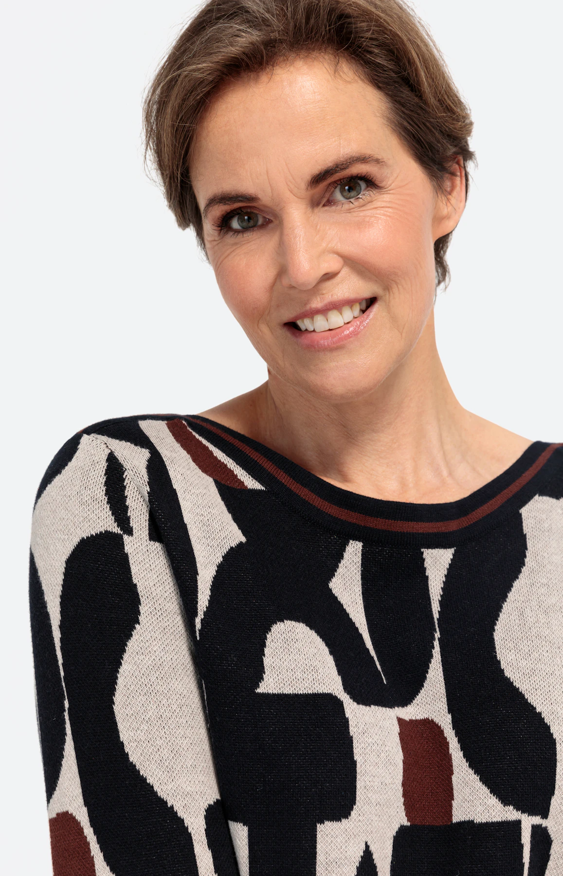 Pullover mit grafischem Muster