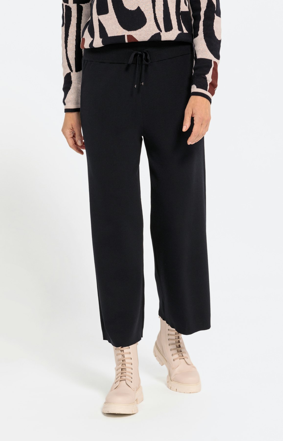 Strick-Culotte mit weitem Bein