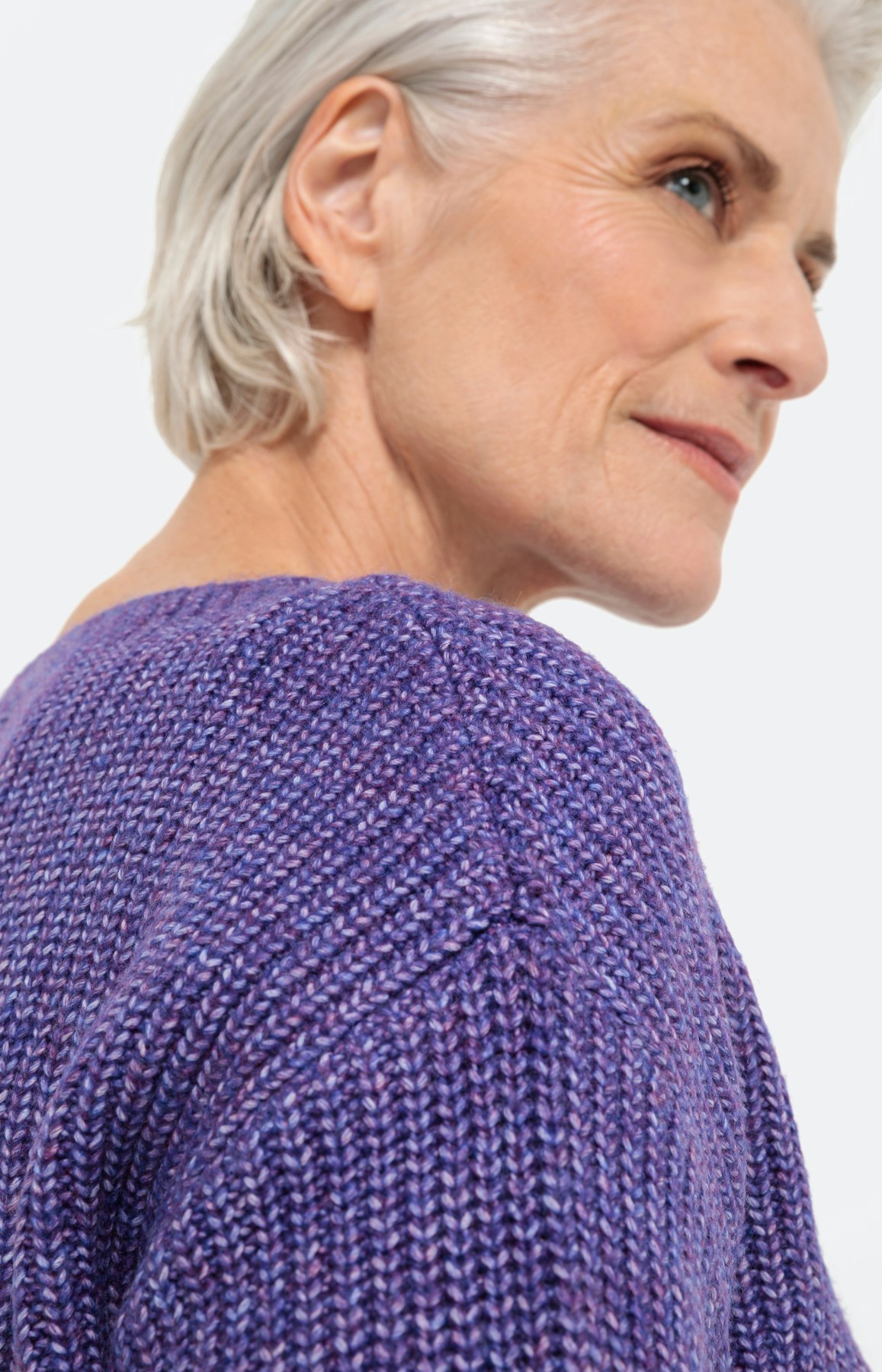 Pullover mit überschnittener Schulter