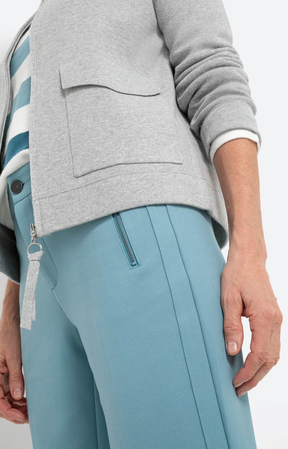 Strickjacke mit Reißverschluss