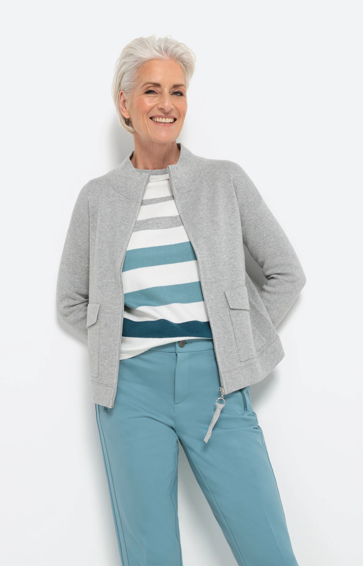 Strickjacke mit Reißverschluss