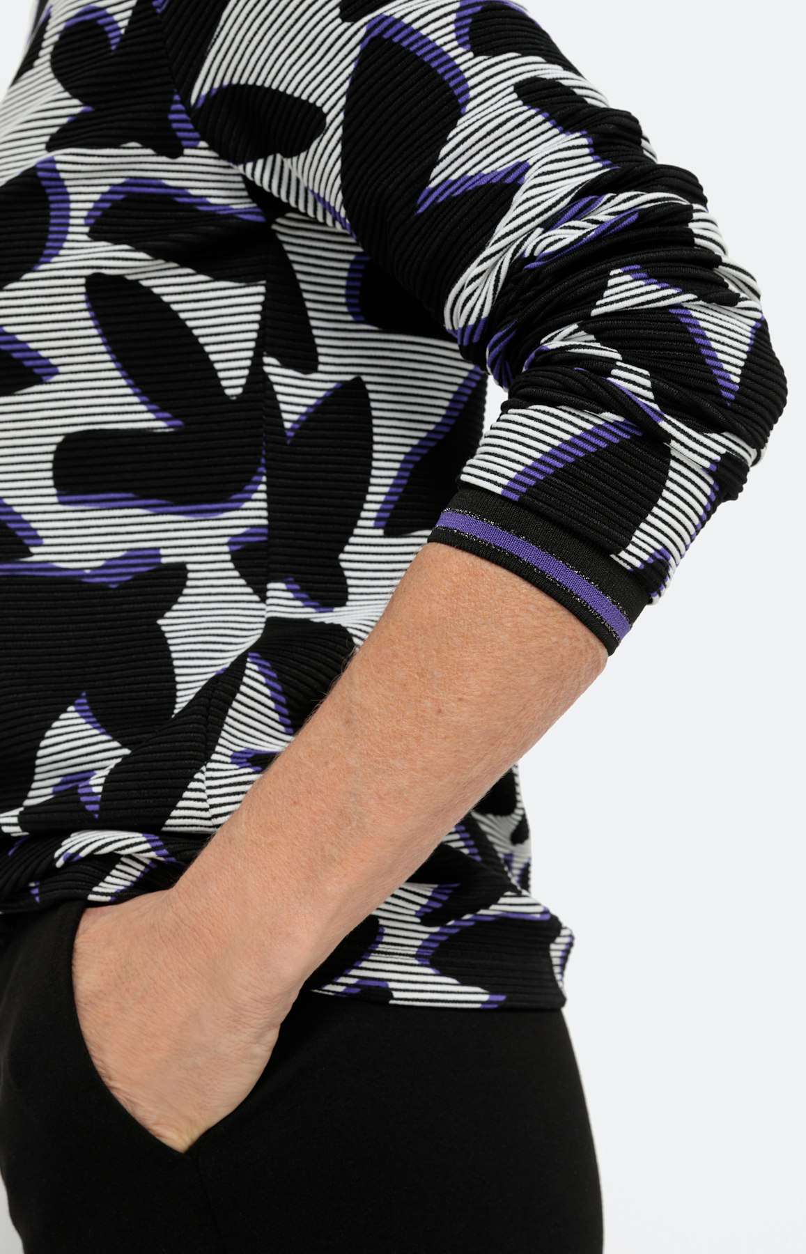 Gemustertes Sweatshirt mit Rundhals