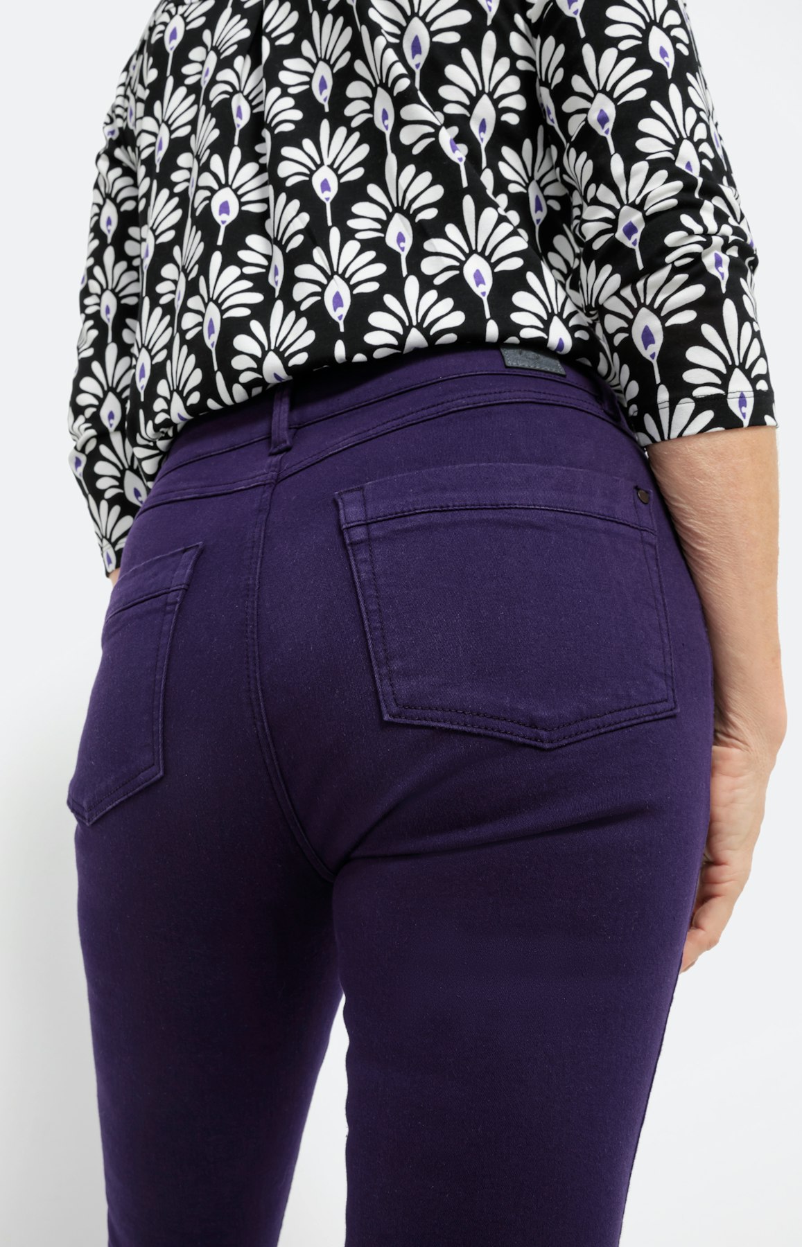 Farbige Stretch-Denim 30inch